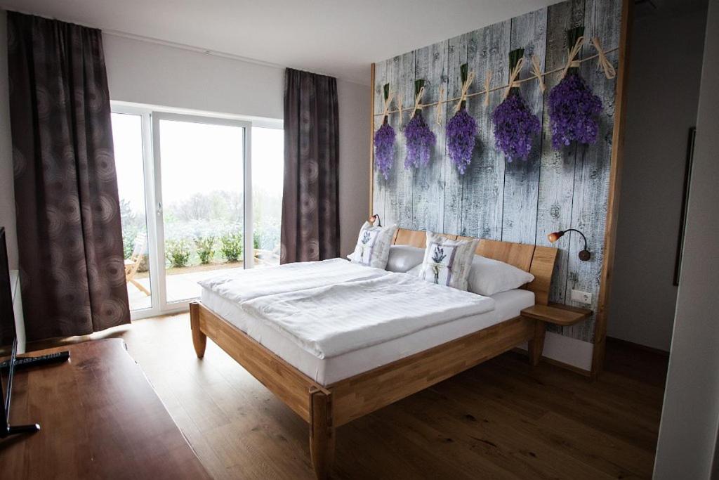 Comfort Double Room with Terrace - Photo 12
