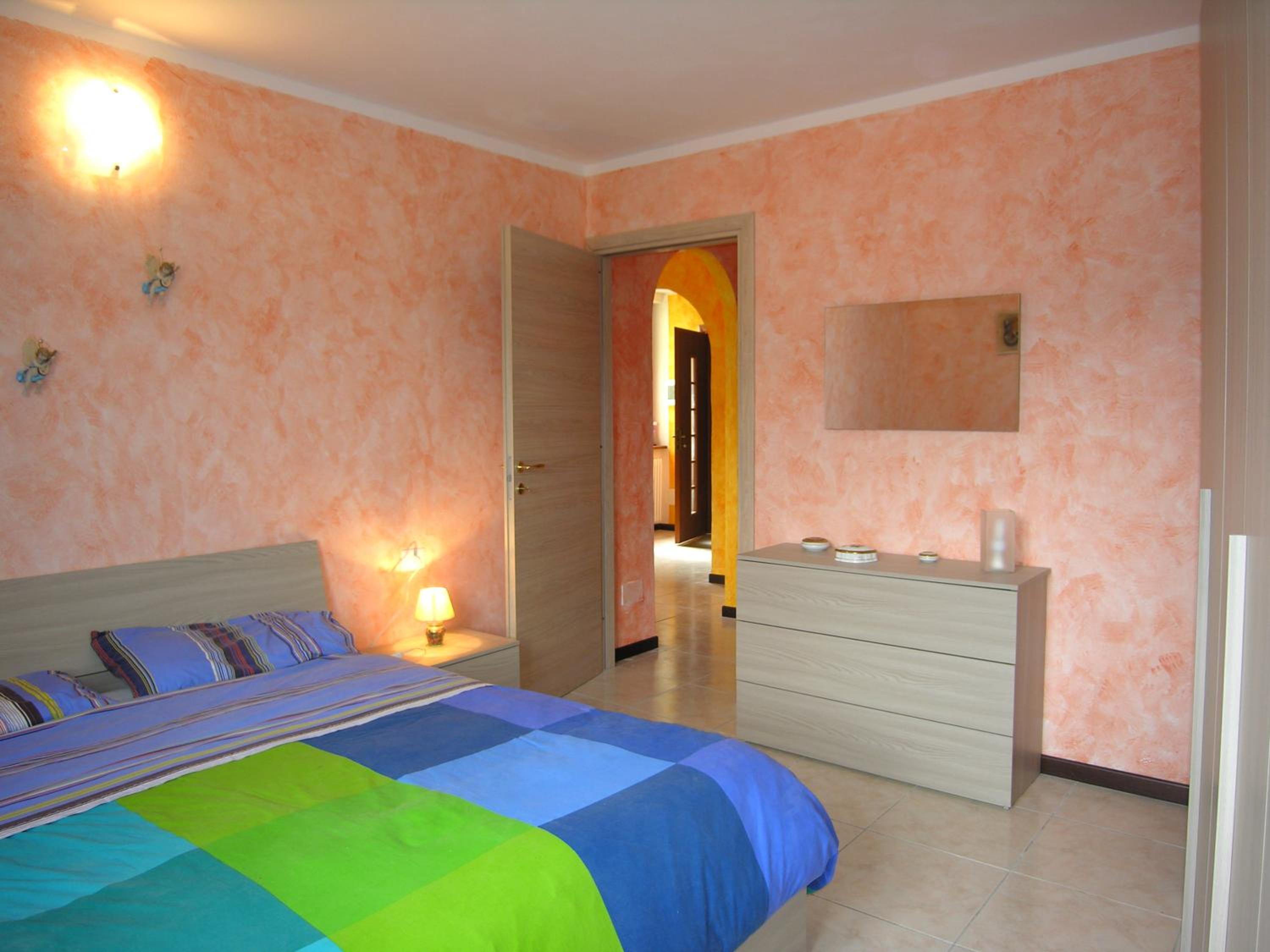 Apartment with Lake View - Photo 24