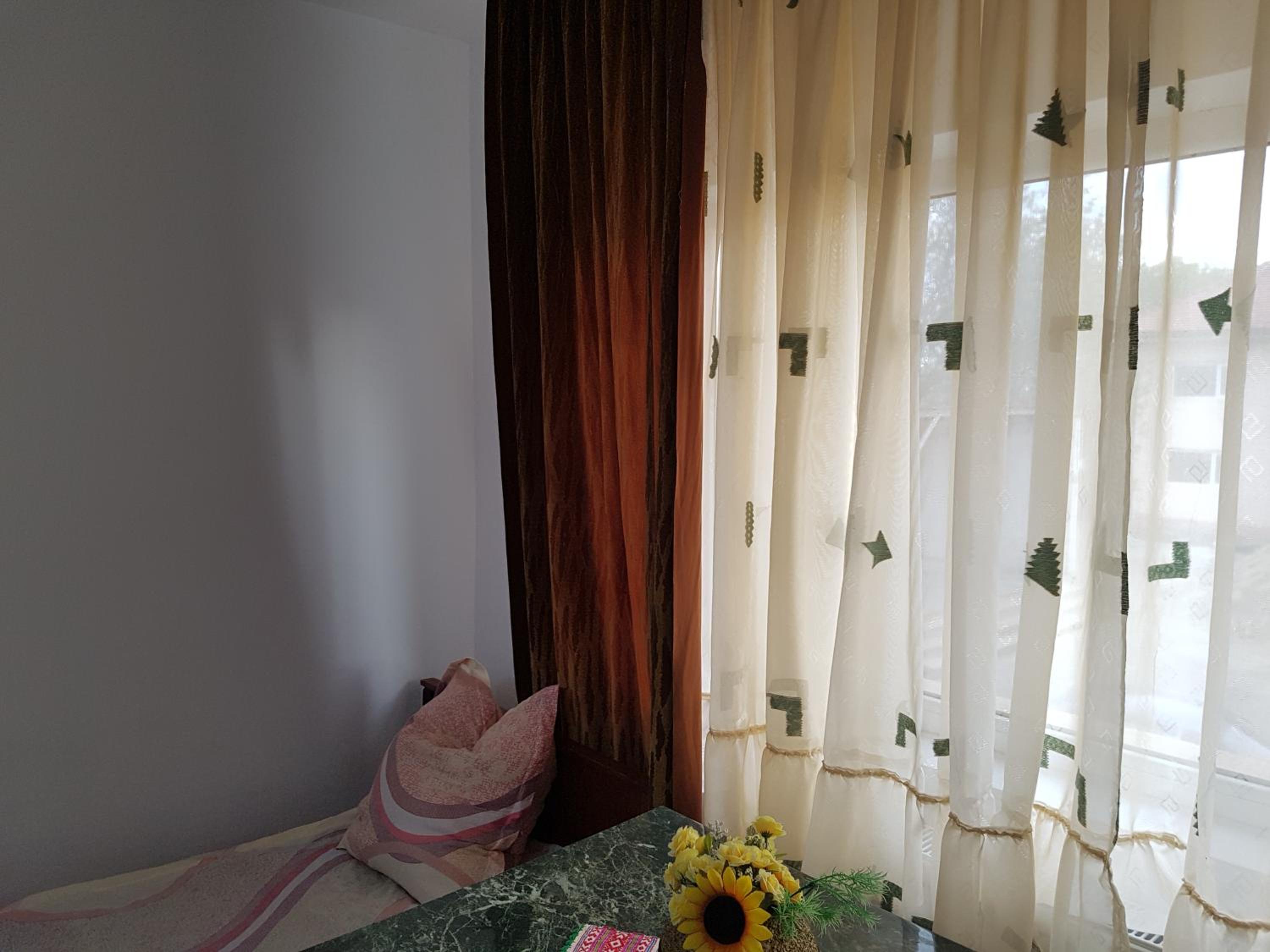 Twin Room with Private Bathroom photo 1