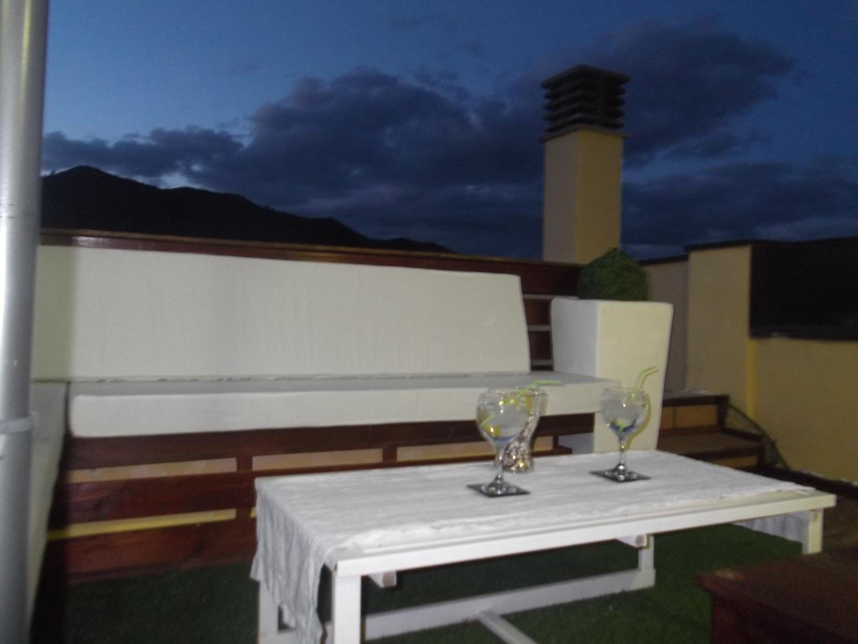 Suite with Terrace - Photo 9