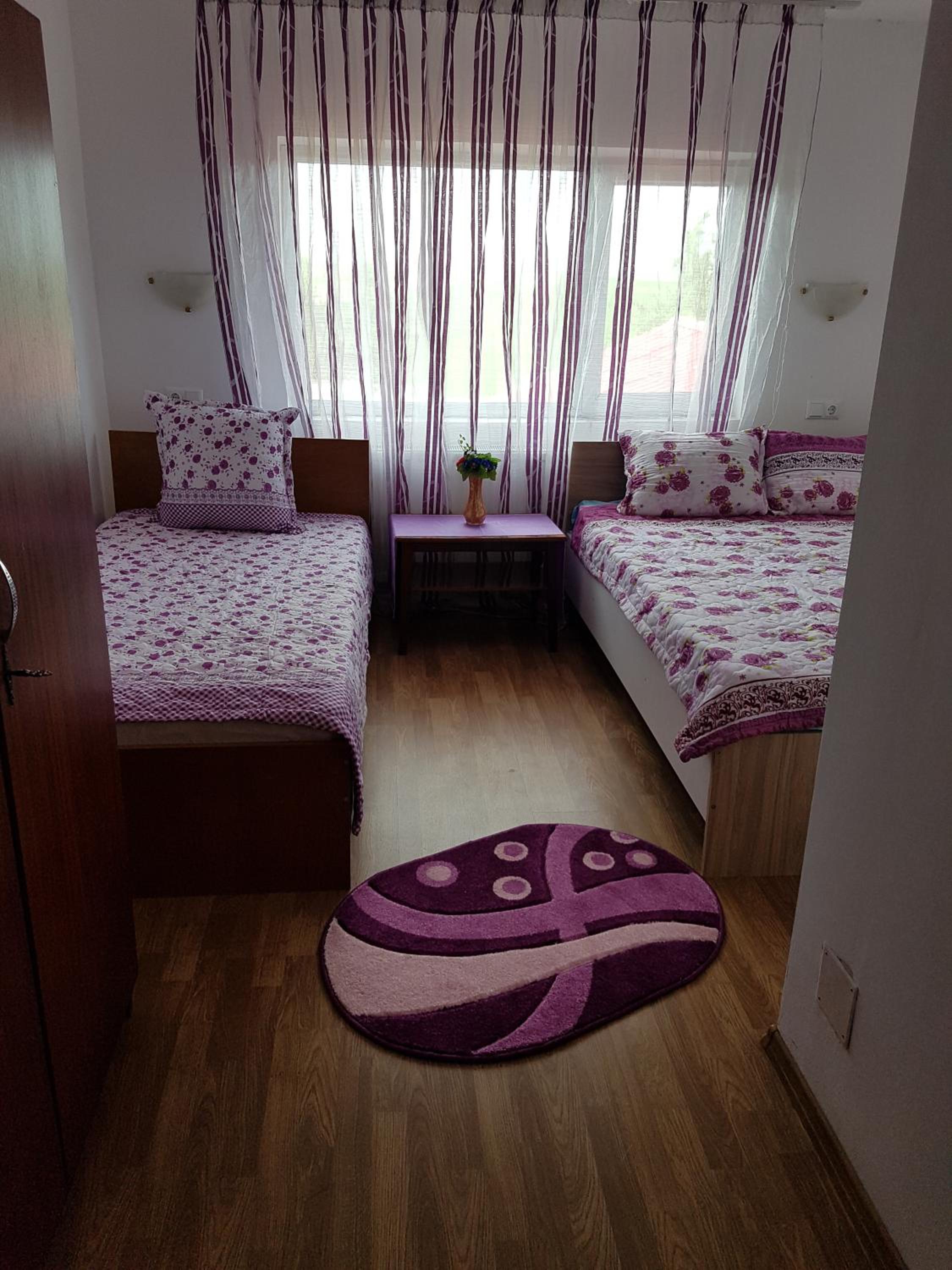 Double Room with Private Bathroom photo 2