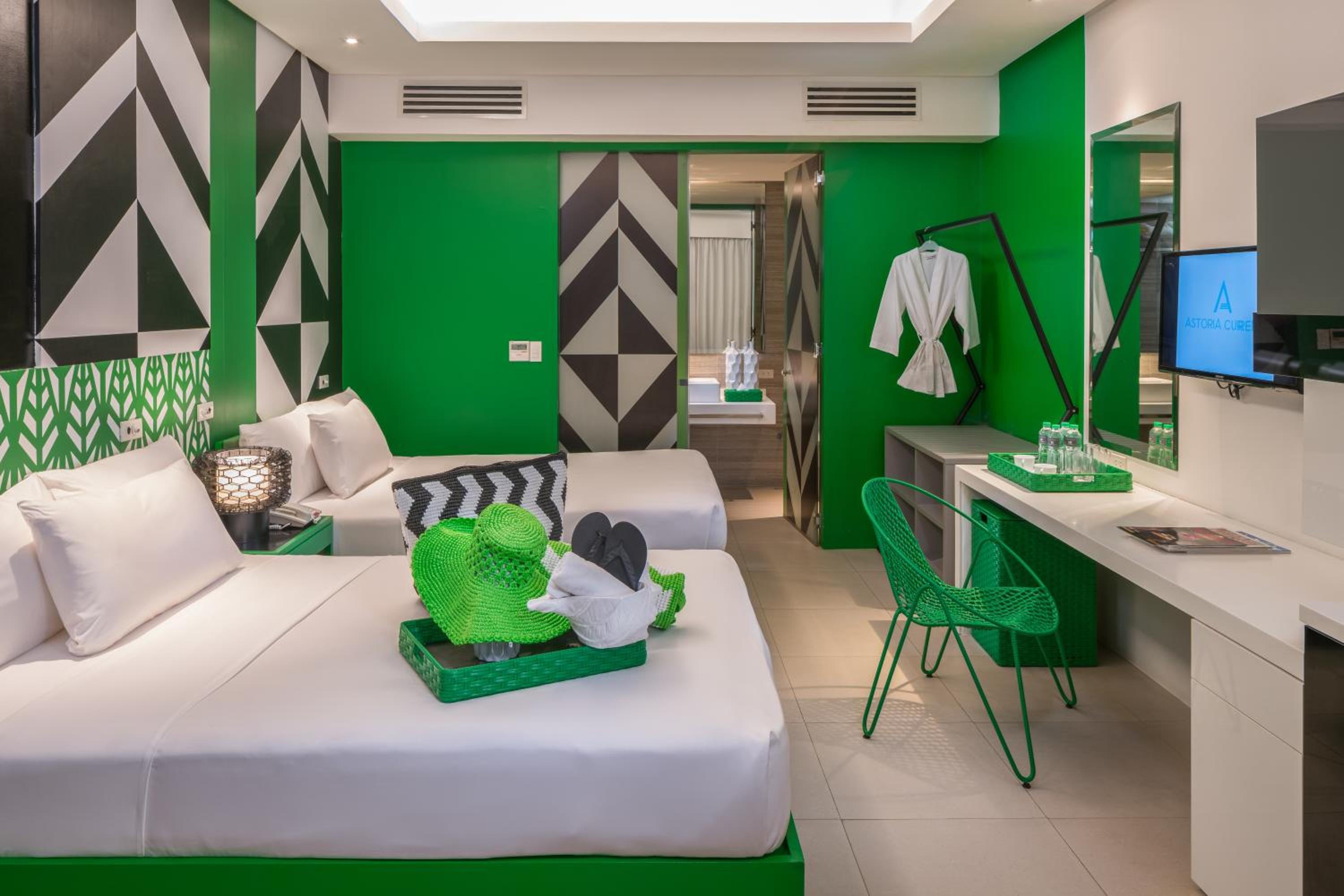 Deluxe Twin Room photo 2
