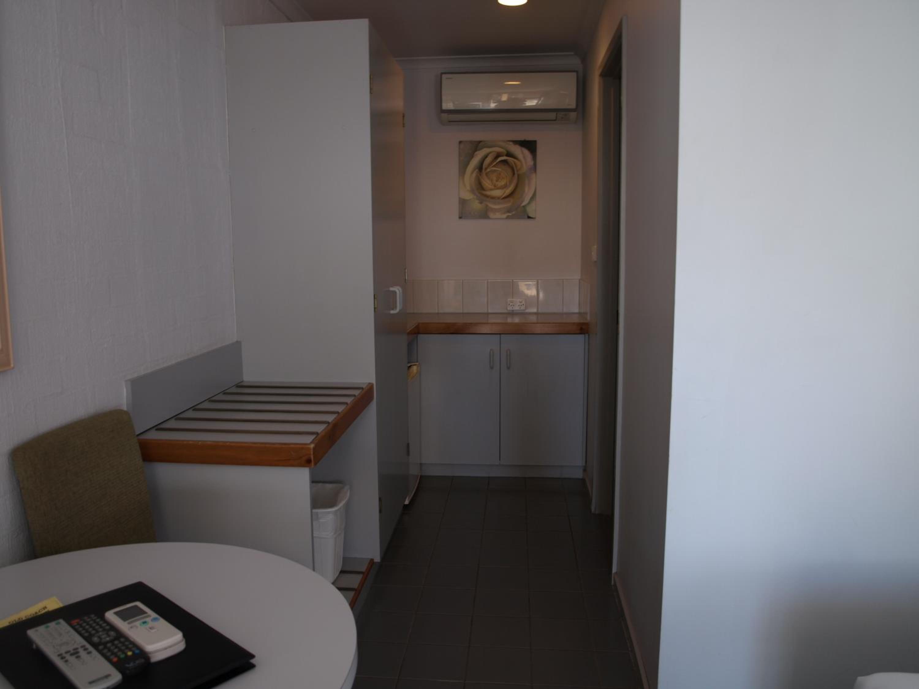 Standard Suite with Spa Bath photo 2