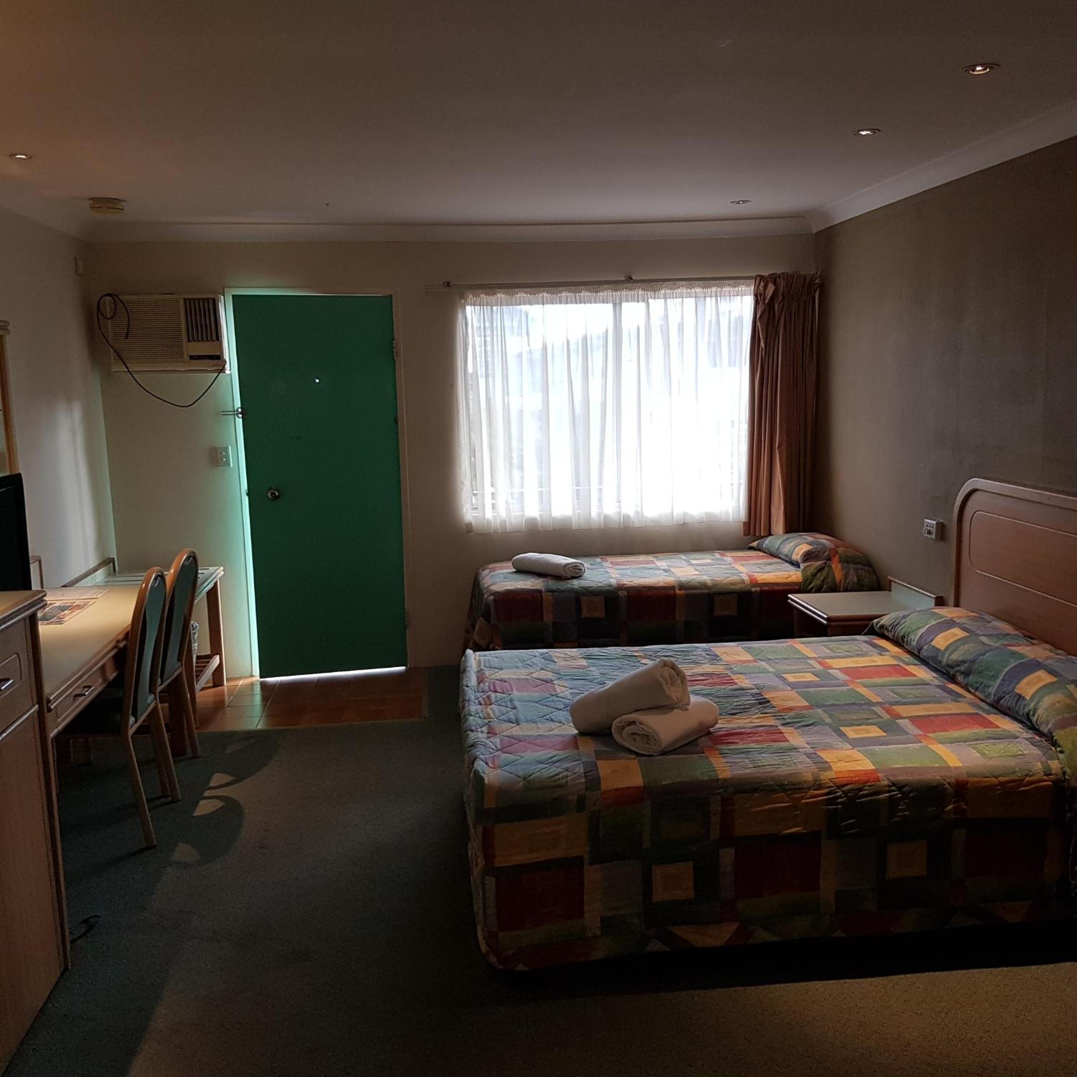Deluxe Twin Room - Photo 4