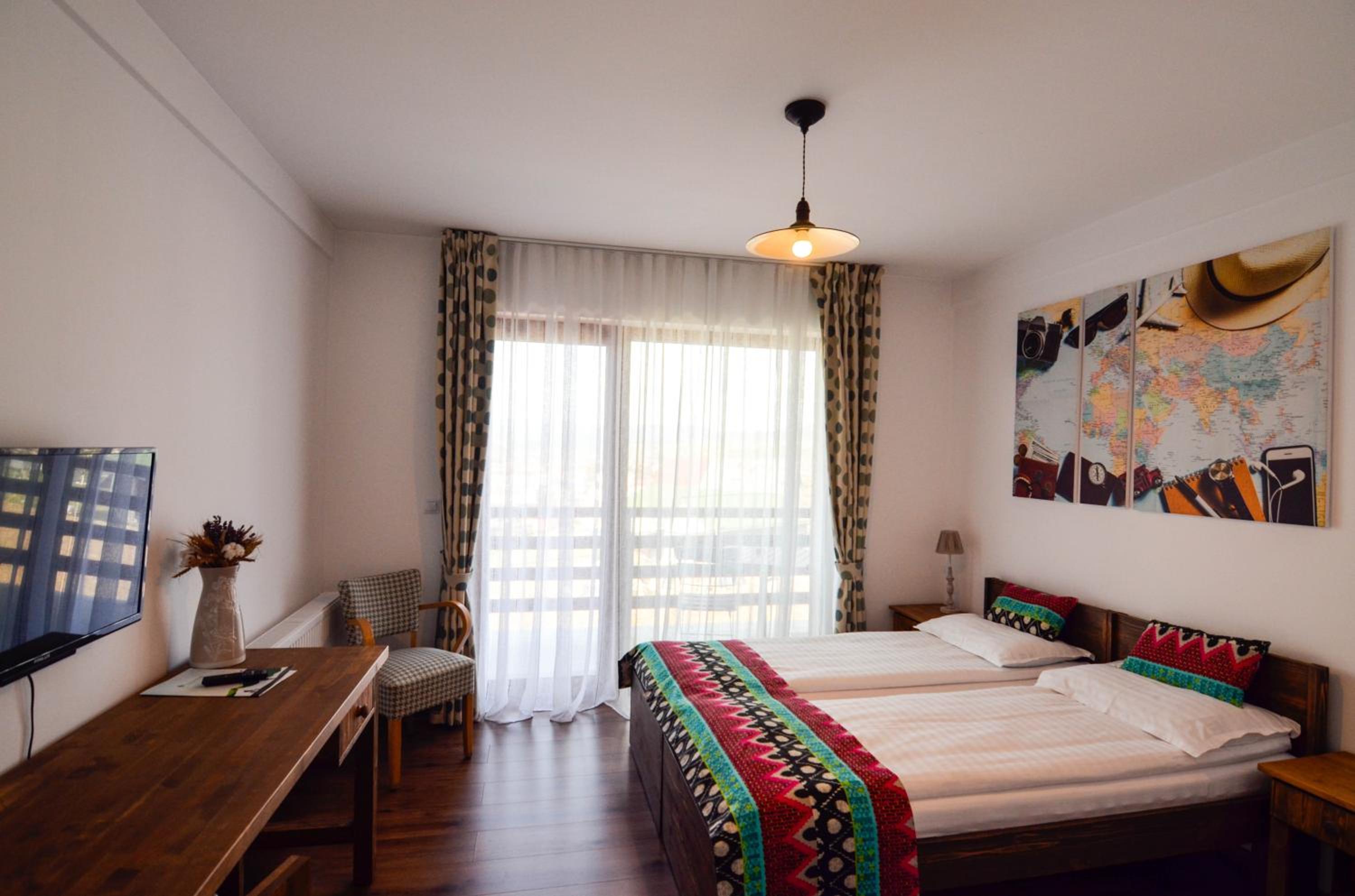 Double/Twin Room with Balcony photo 3