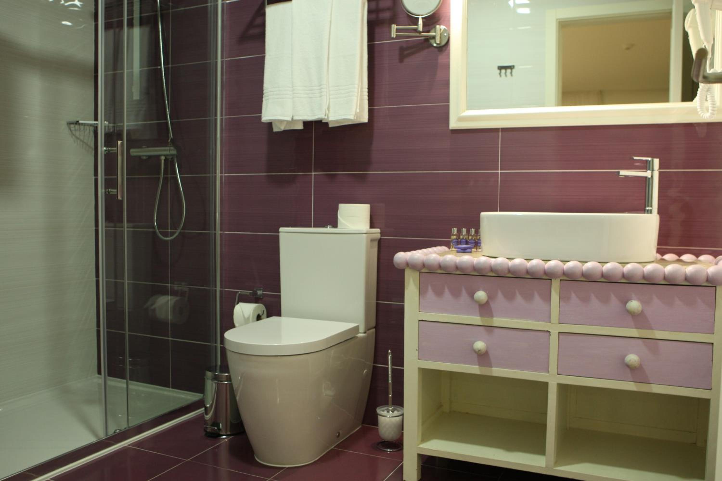 Triple Room with Balcony - Photo 2