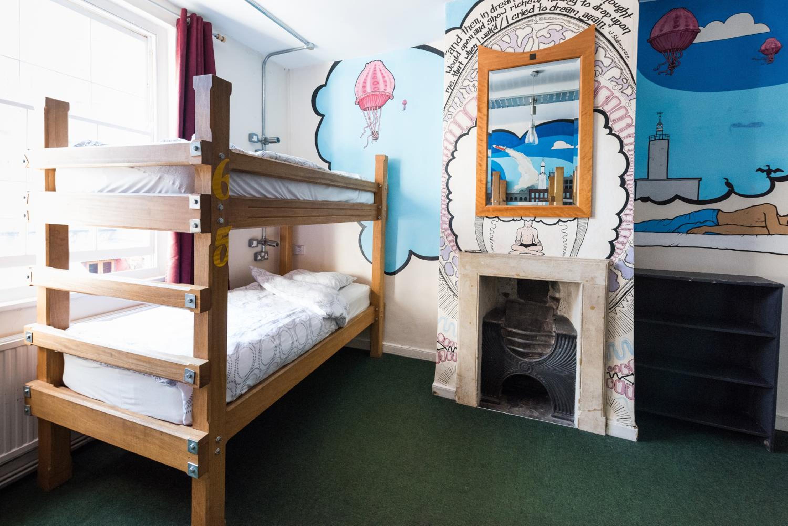 Bunk Bed in Male Dormitory Room Sleeps 6 photo 2