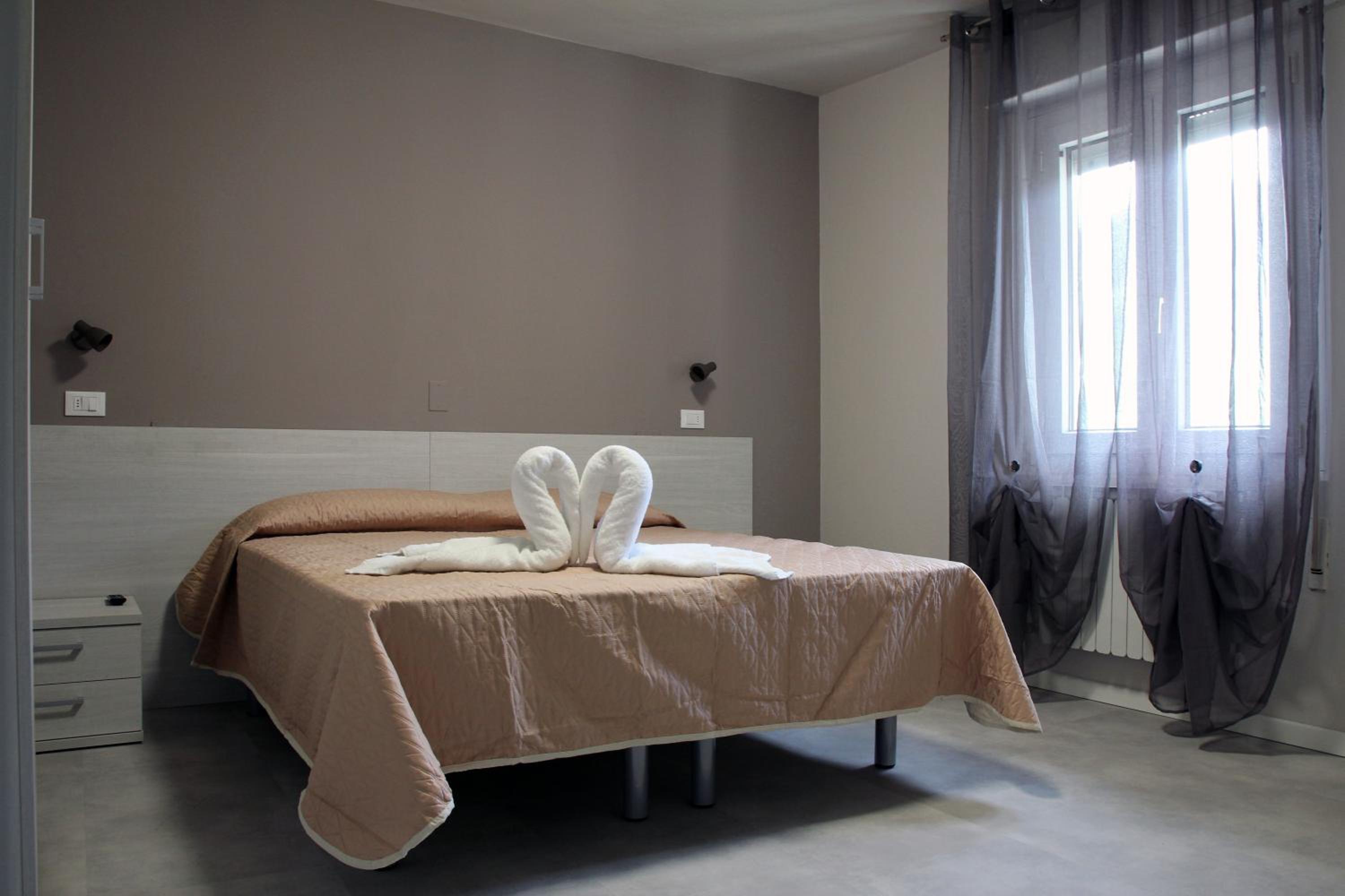 Double Room - Photo 1