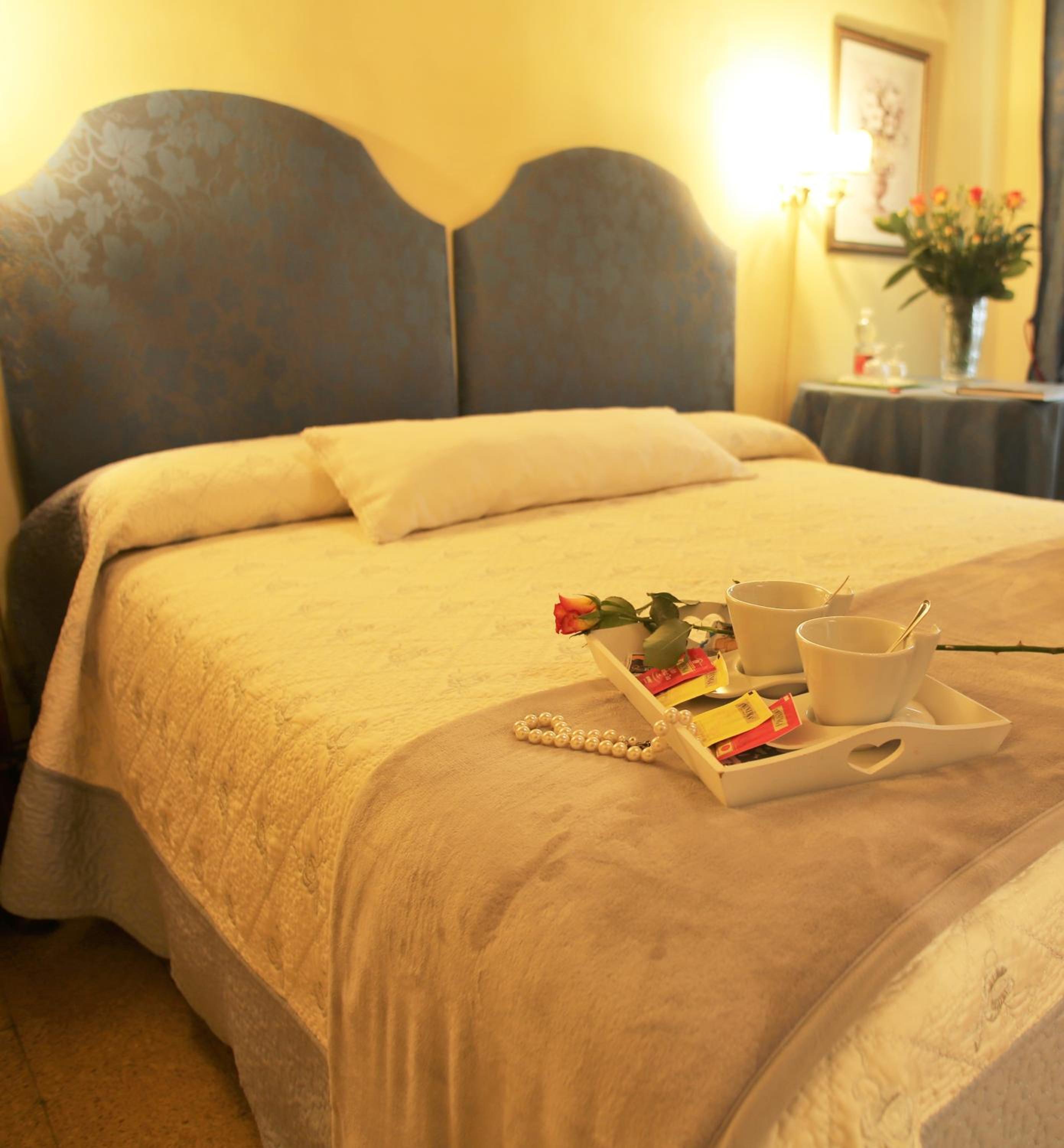 Double or Twin Room with Private Bathroom