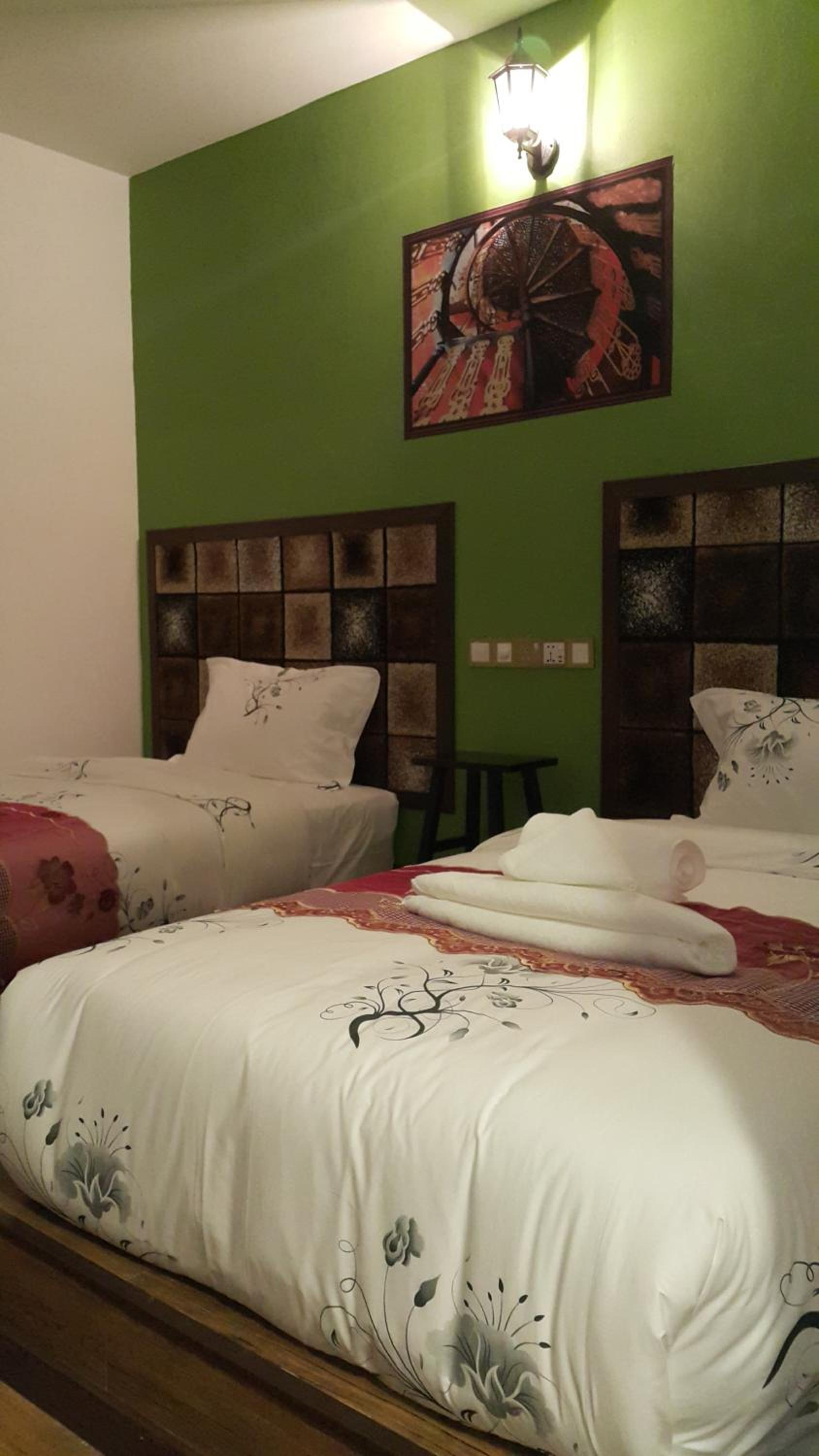 Deluxe Twin Room photo 2