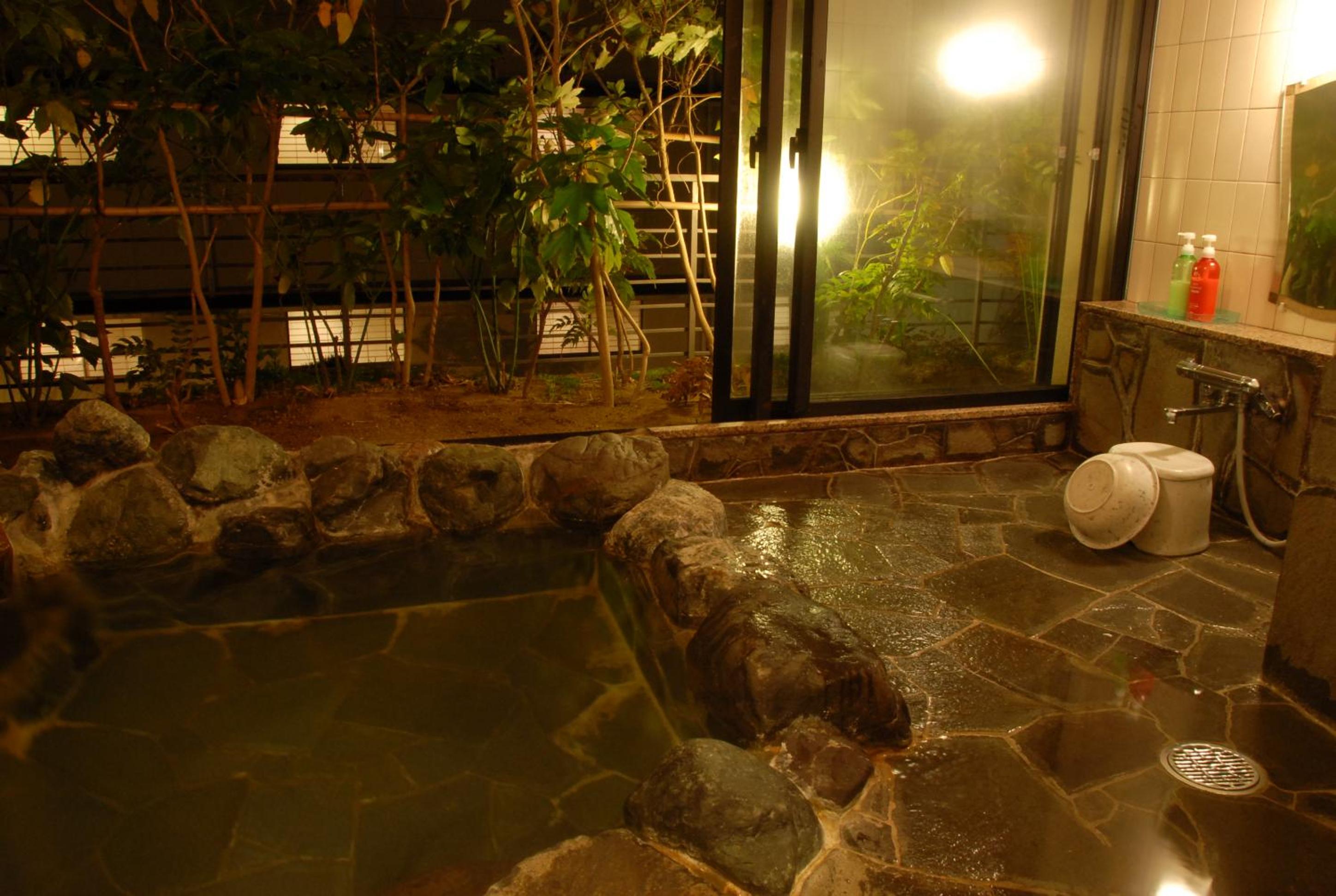 Japanese-Style Room with Private Hot Spring Bath - Non-Smoking - Photo 5