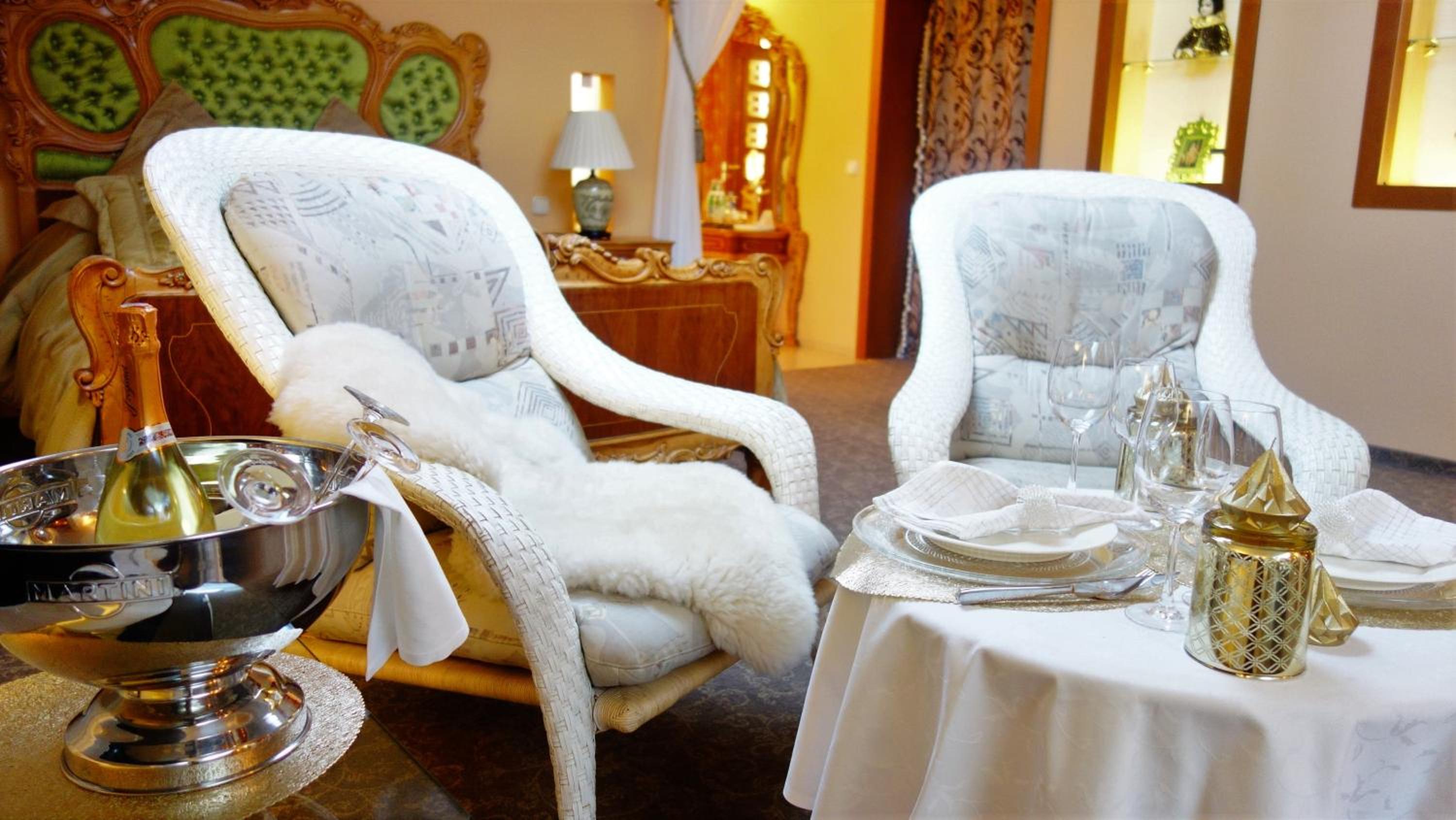 Penthouse Suite - Photo 4