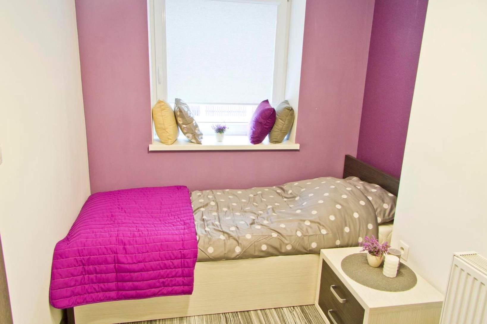 Single Room with Bath photo 2