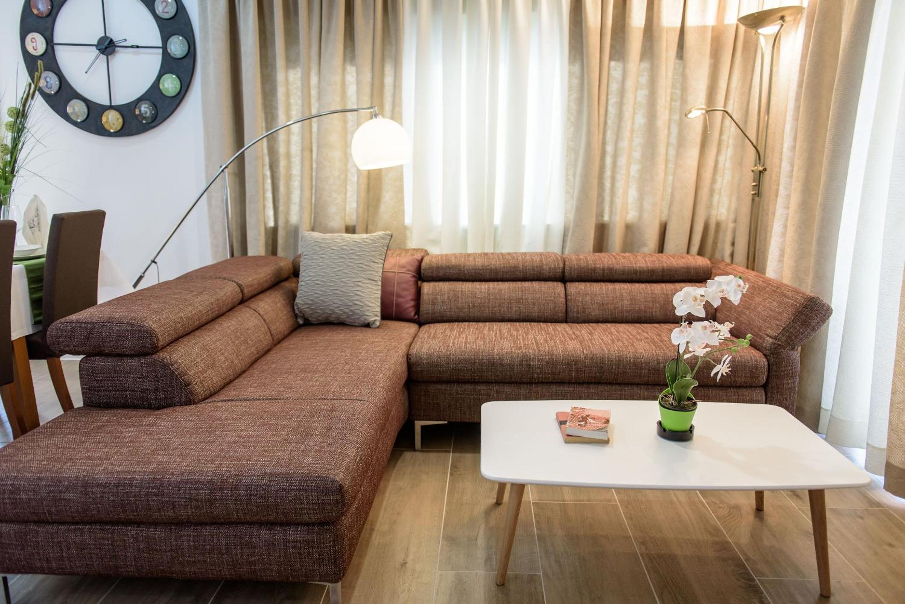 Superior Apartment
