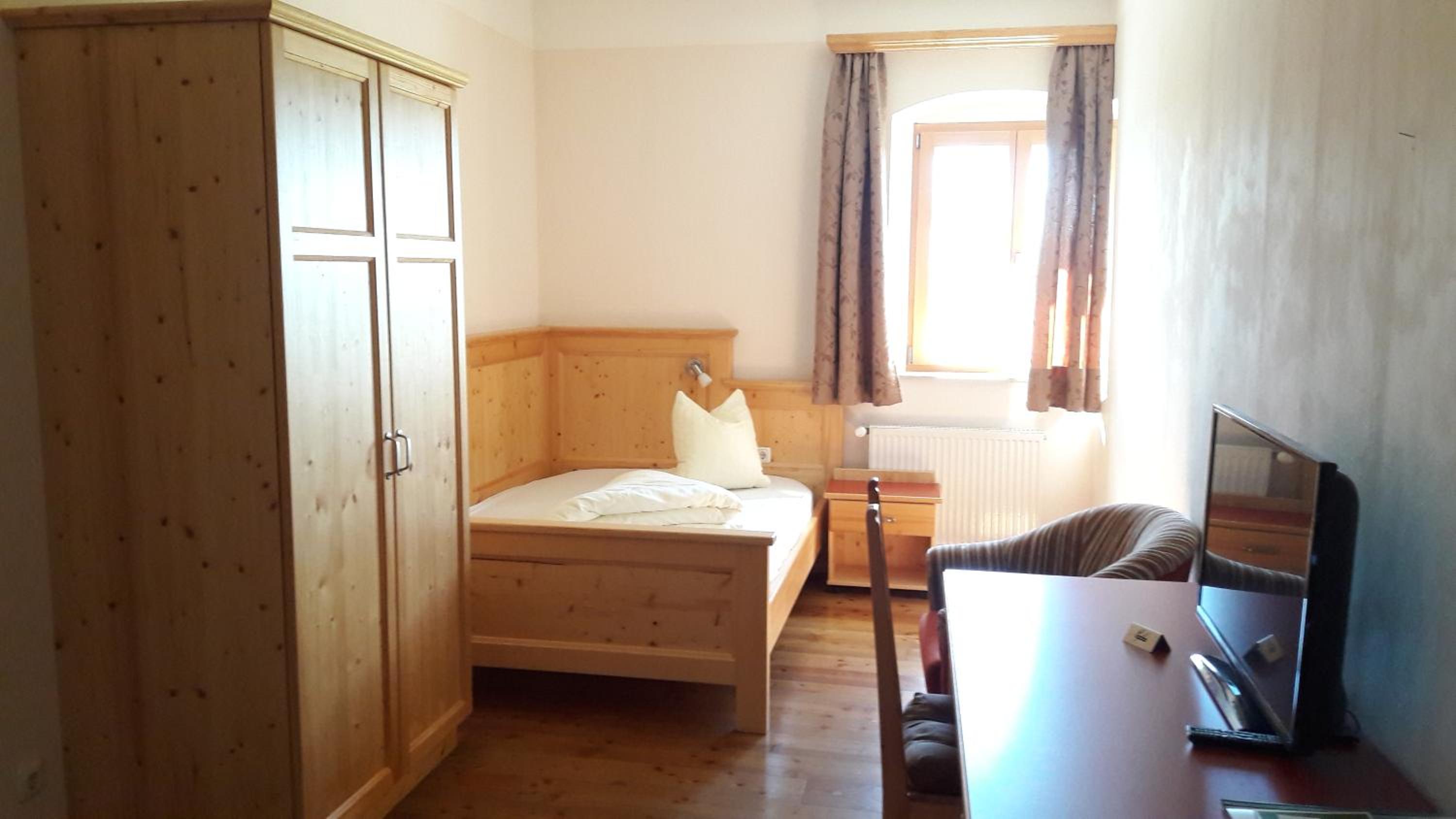 Single Room West Side photo 1