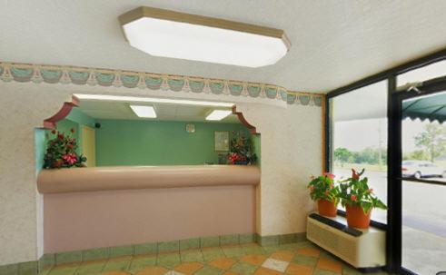King Room - Non-Smoking - Photo 5