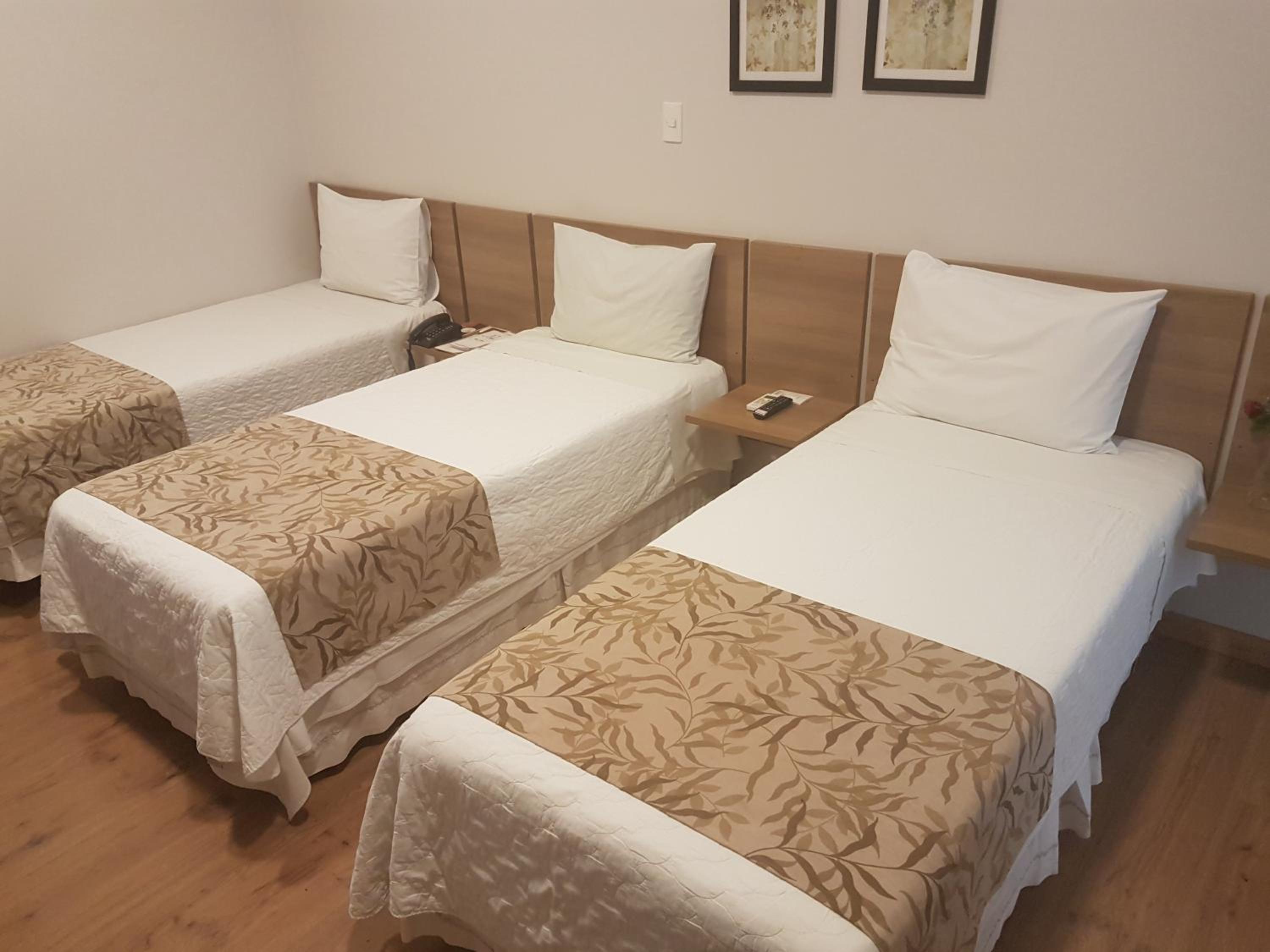 Superior Triple Room photo 3