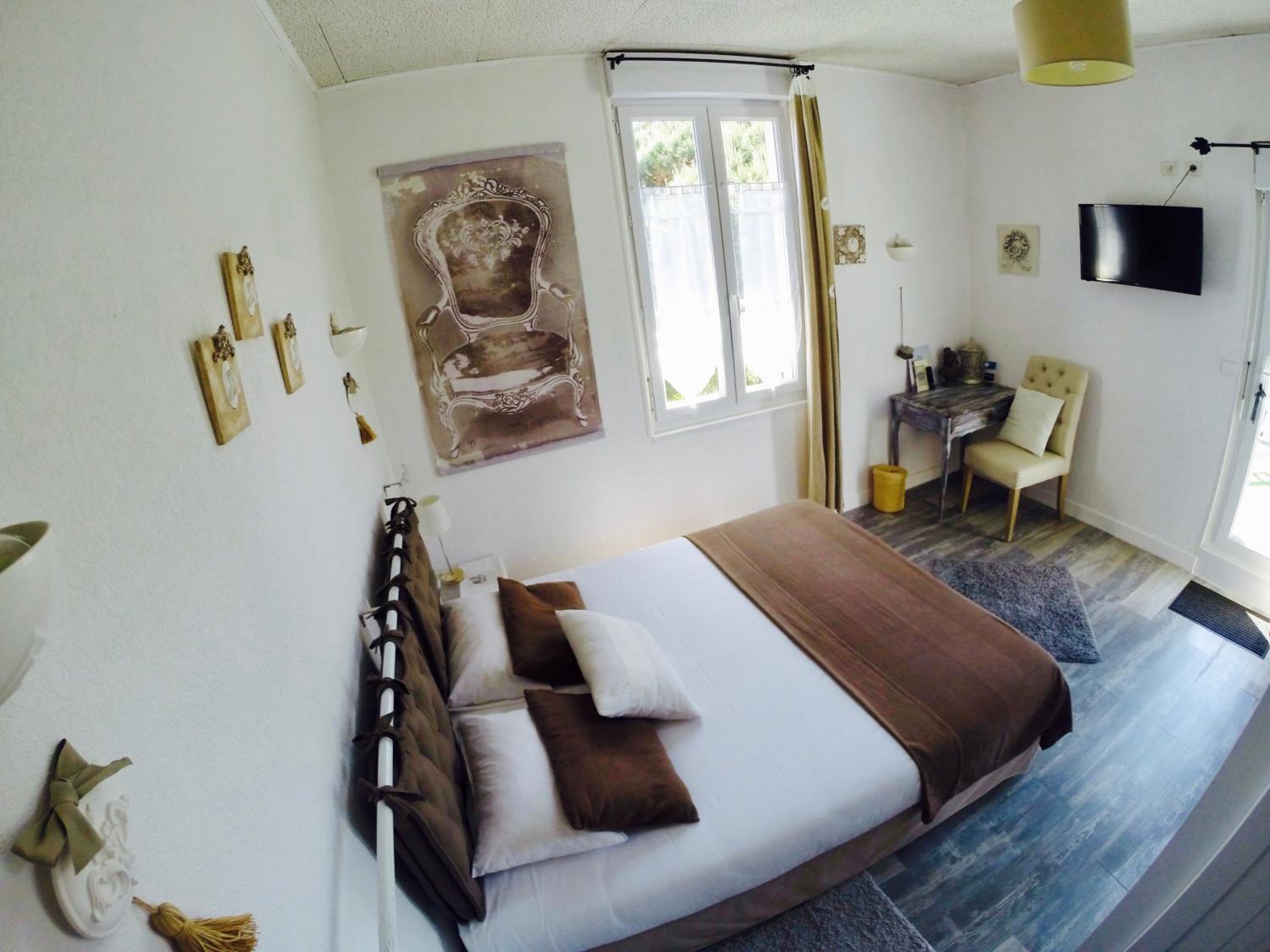 Double Room photo 3