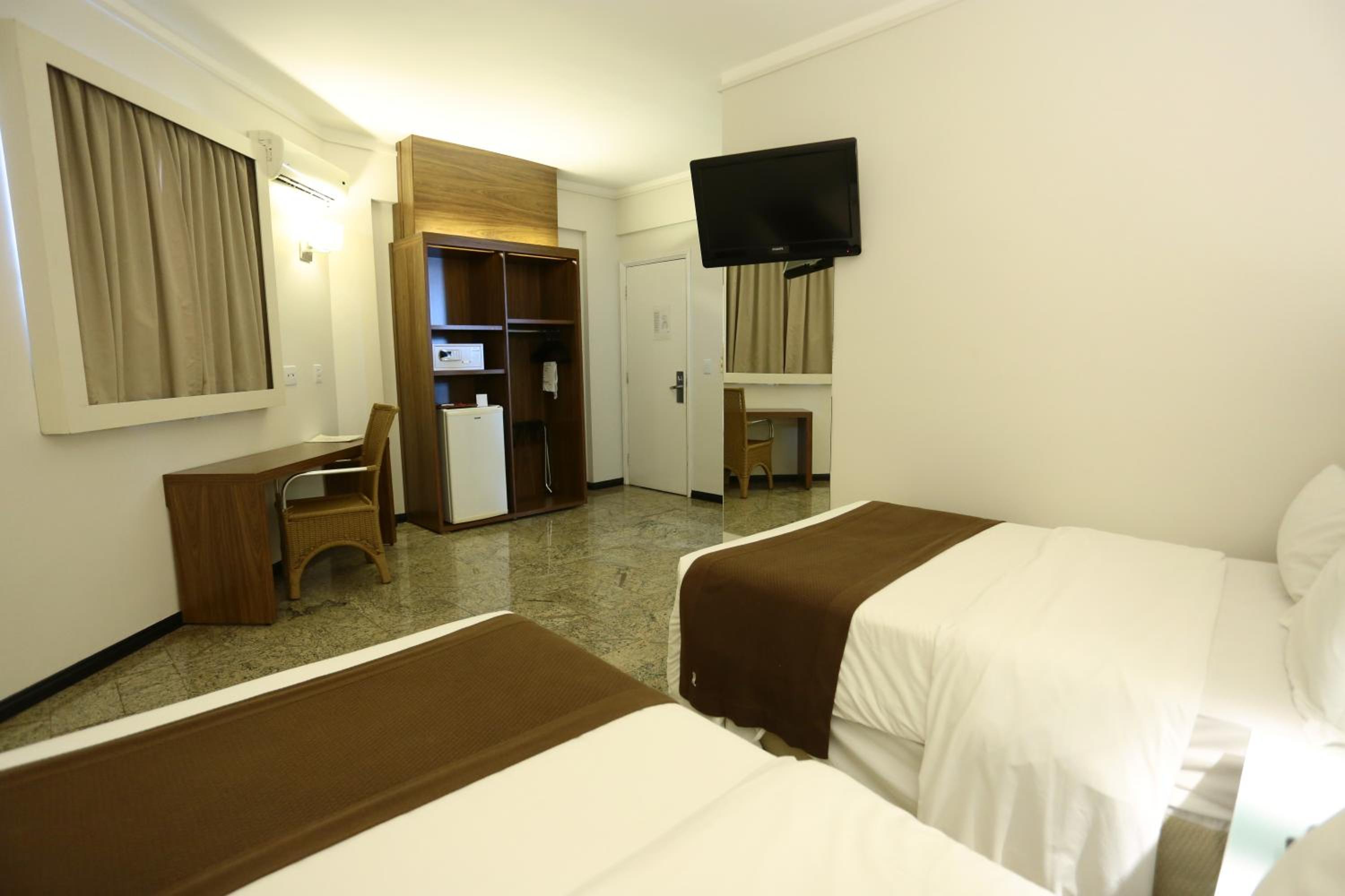 Standard Triple Room photo 2