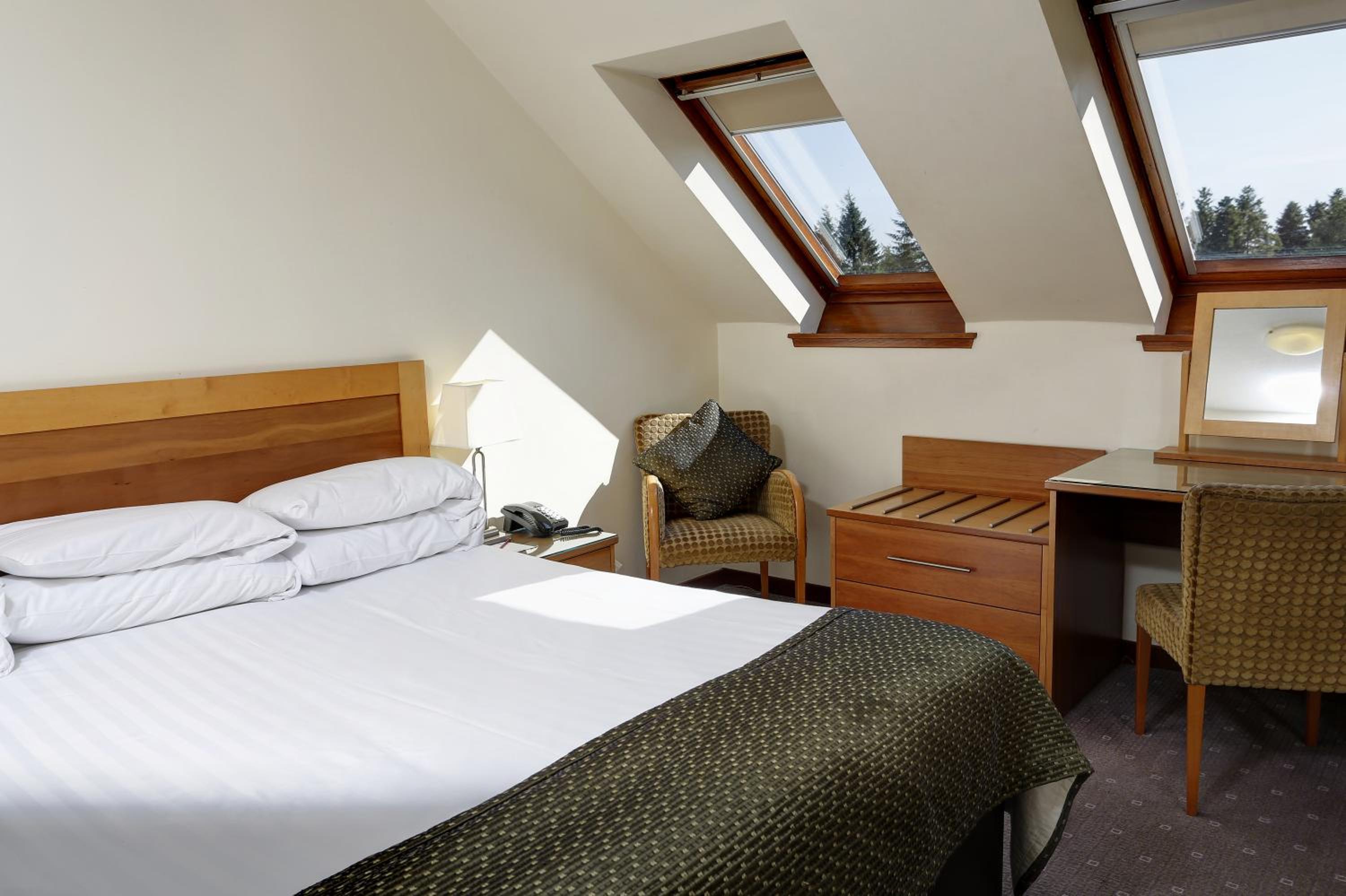 Standard Double Room - Non-Smoking - Photo 4