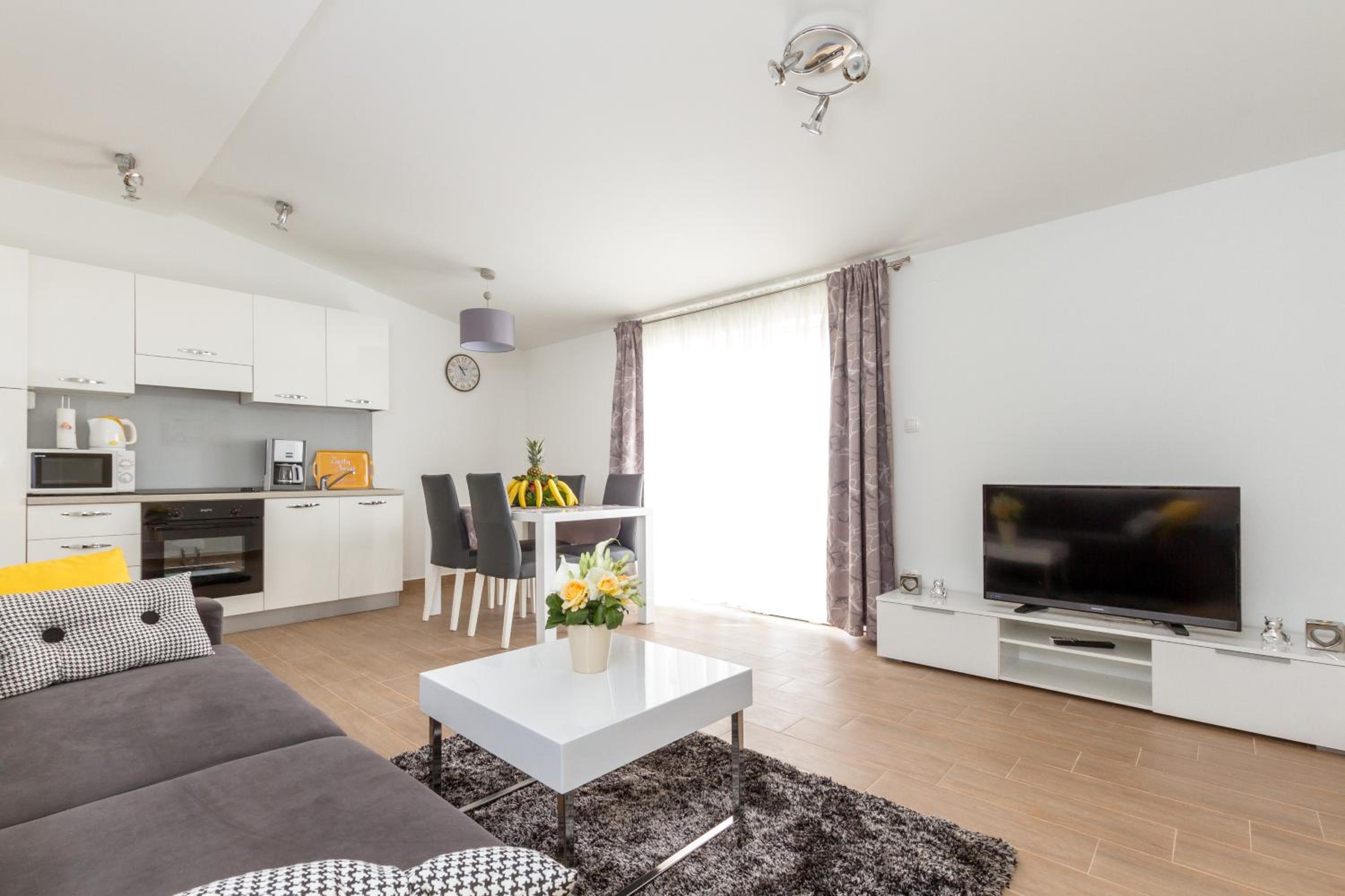 Apartment with Sea View