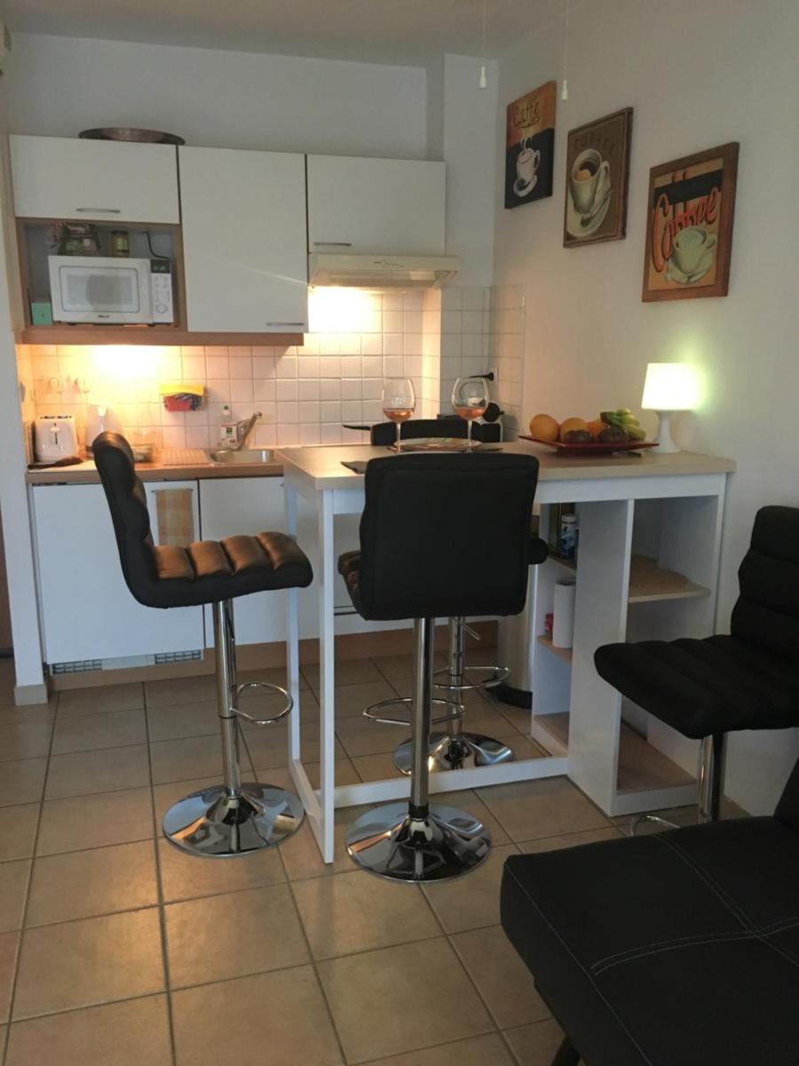 Apartment photo 2