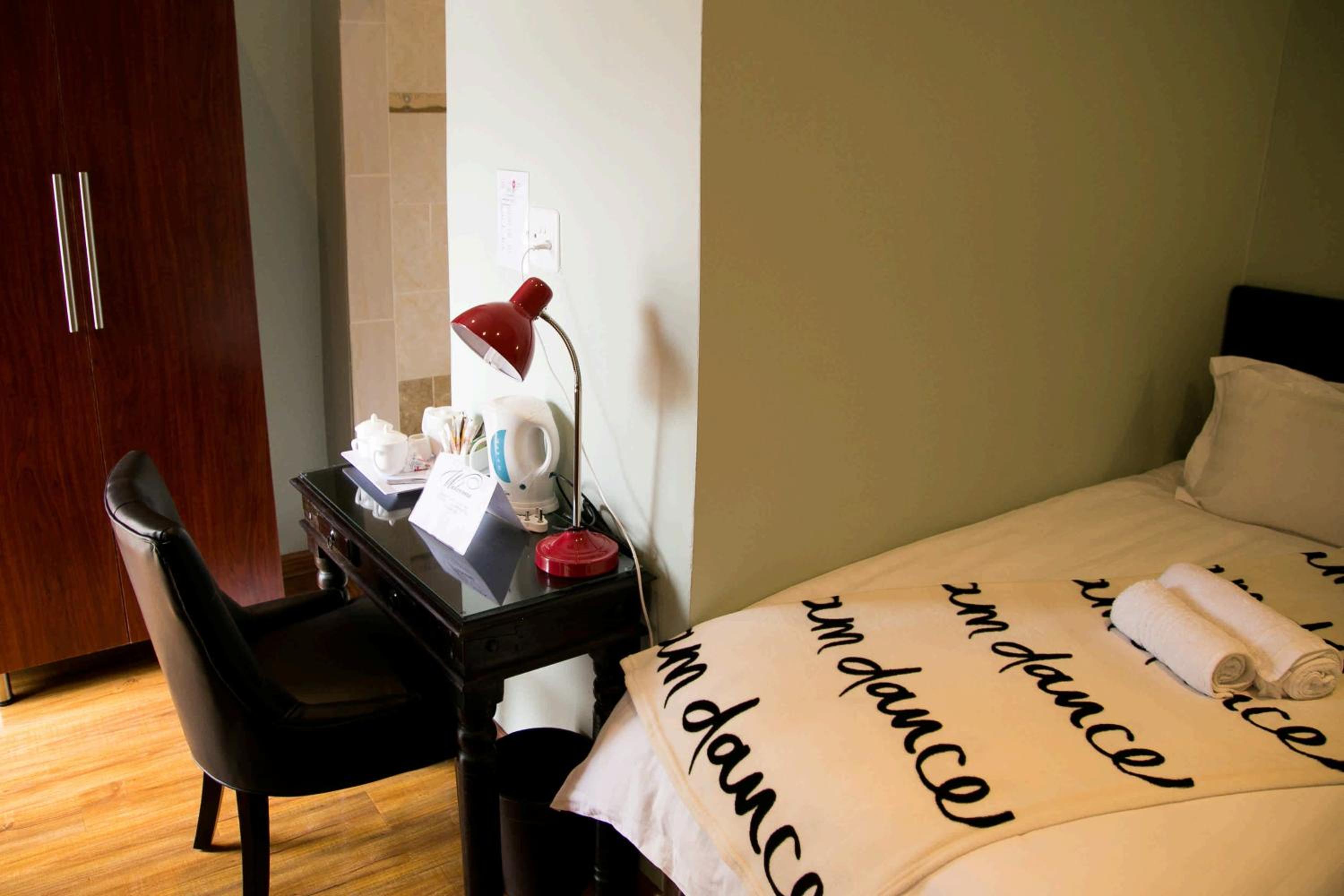 Twin Room with Shower photo 1