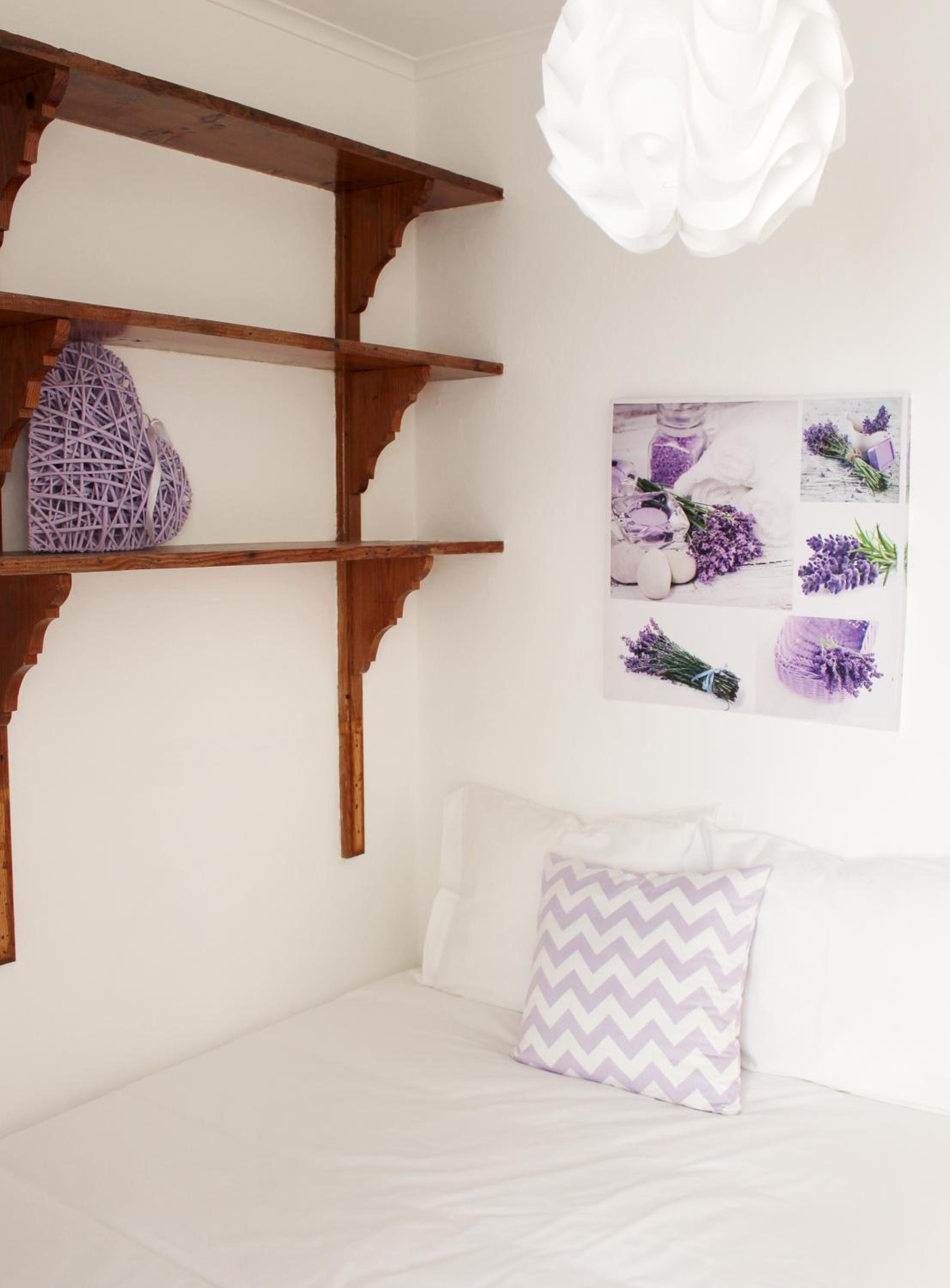 Small Double Room with Shared Bathroom