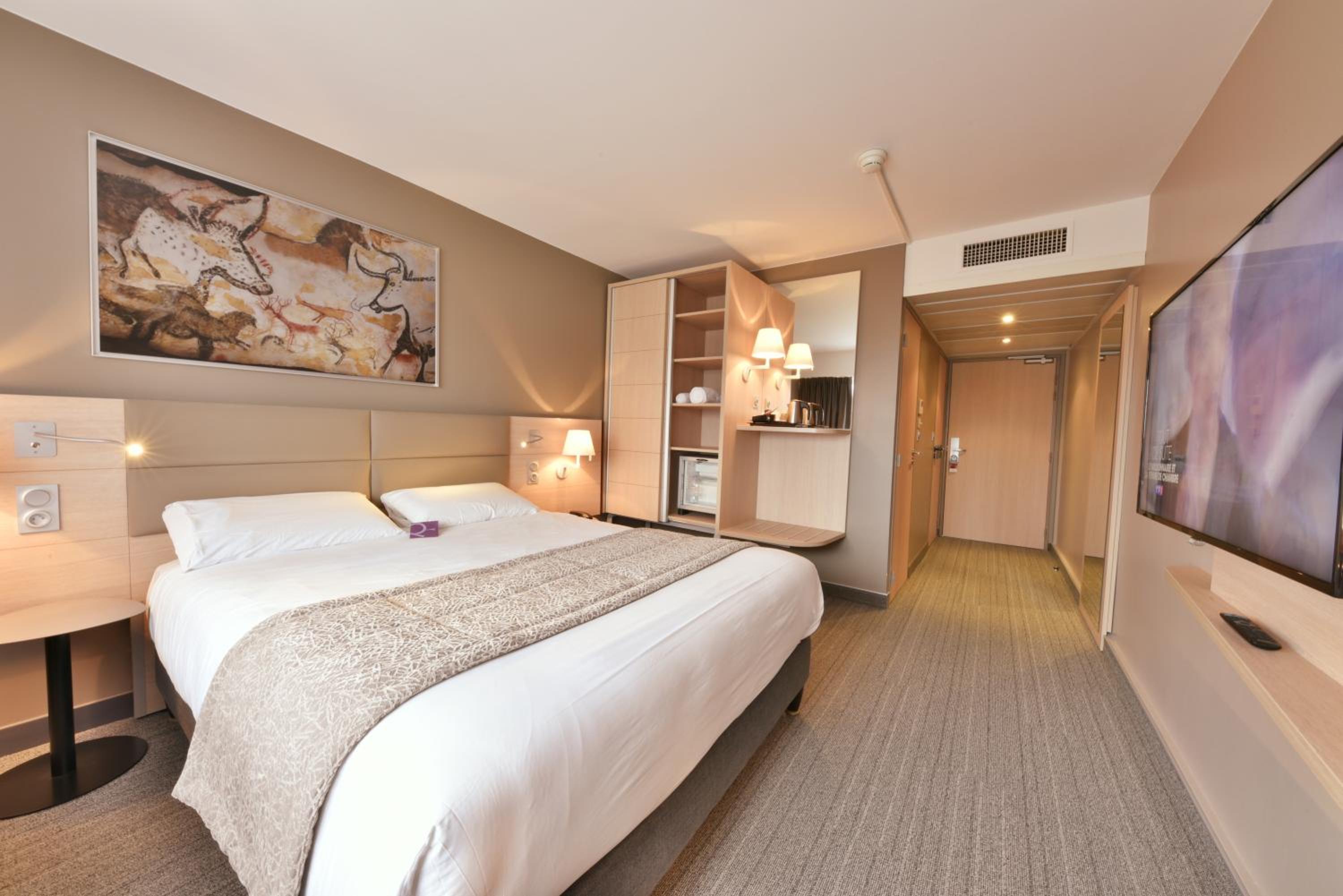 Classic Double Room  with Shower - Photo 5