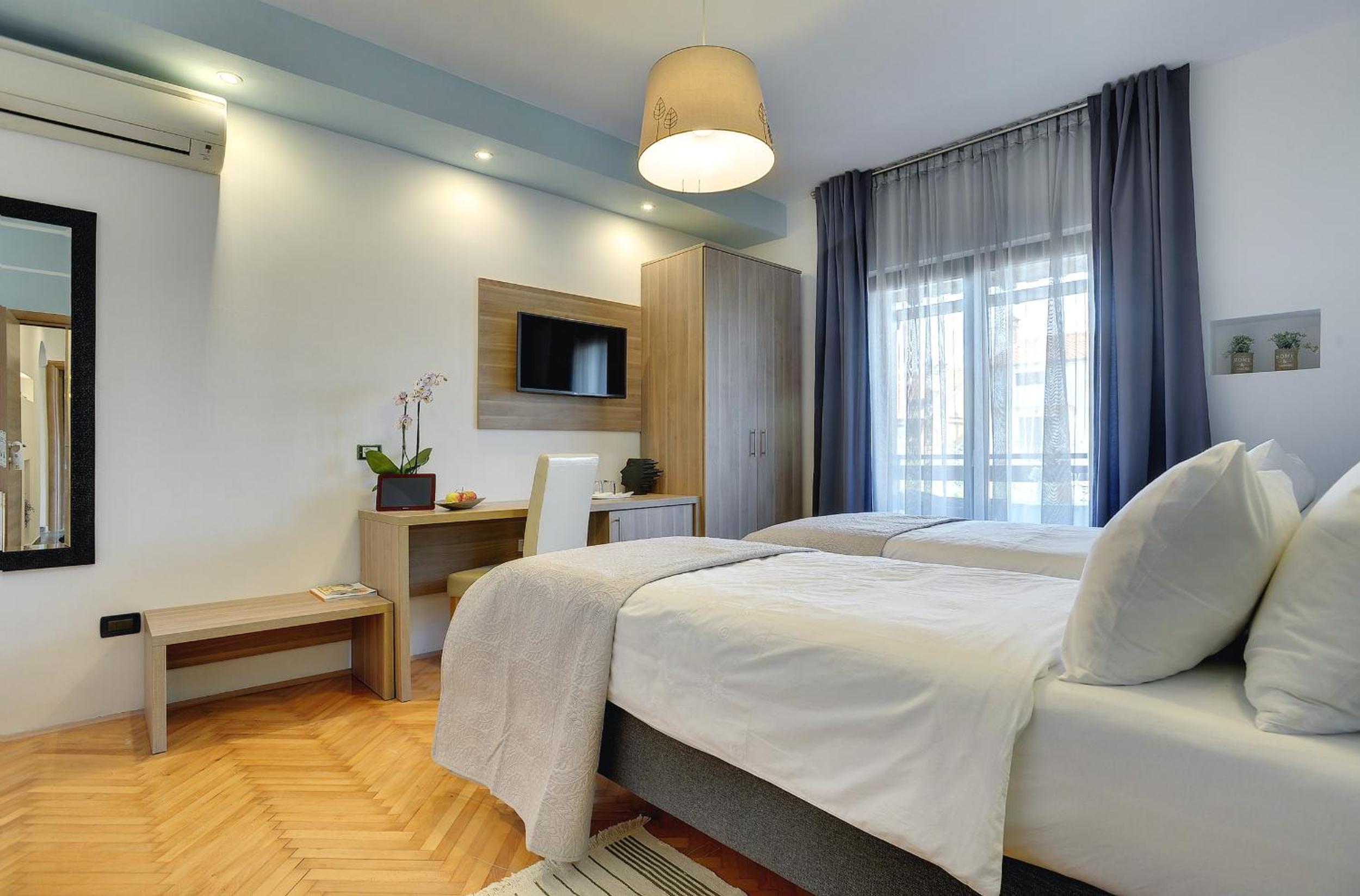 Special offer - Superior Double or Twin Room with Terrace - Photo 3