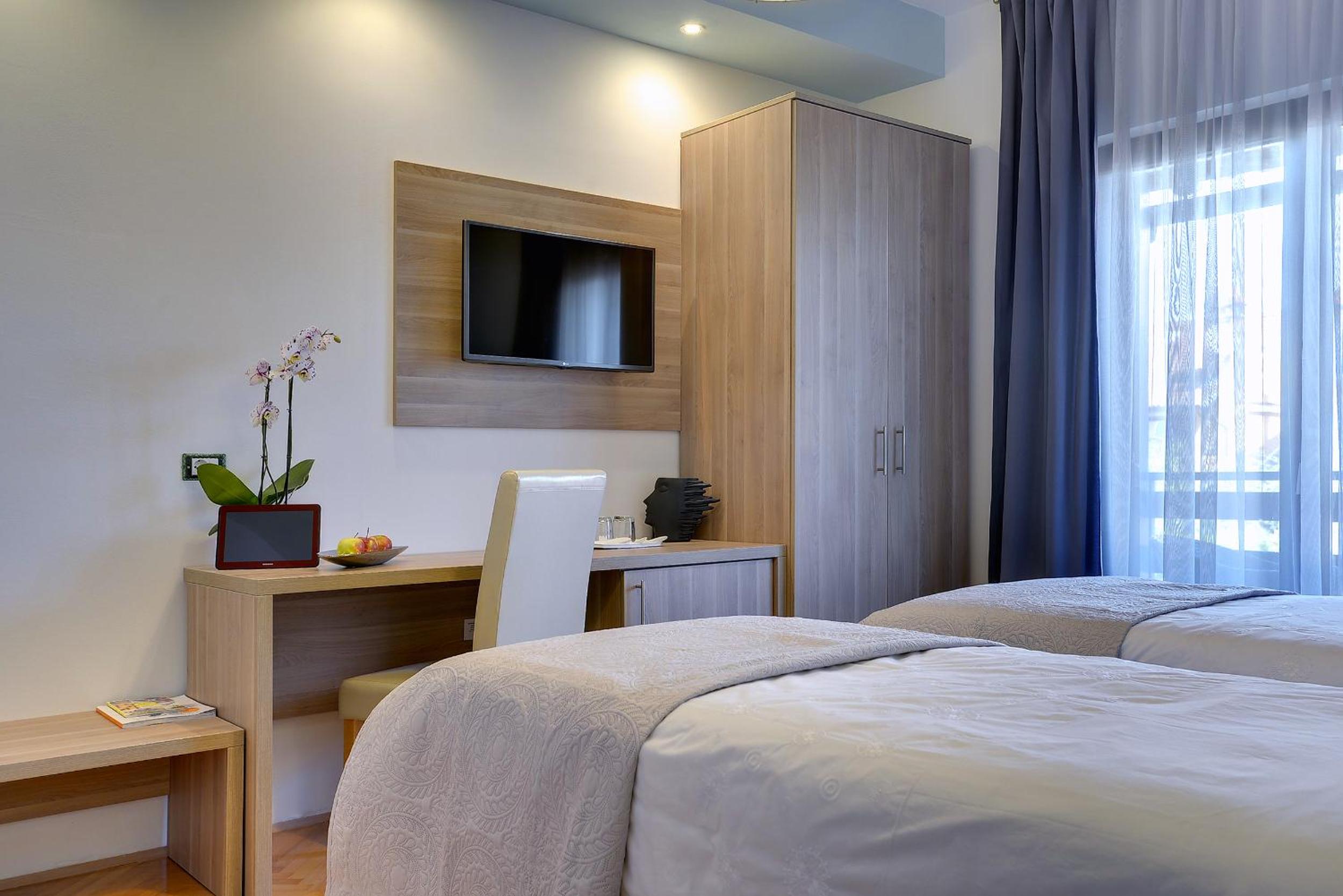 Special offer - Superior Double or Twin Room with Terrace - Photo 5