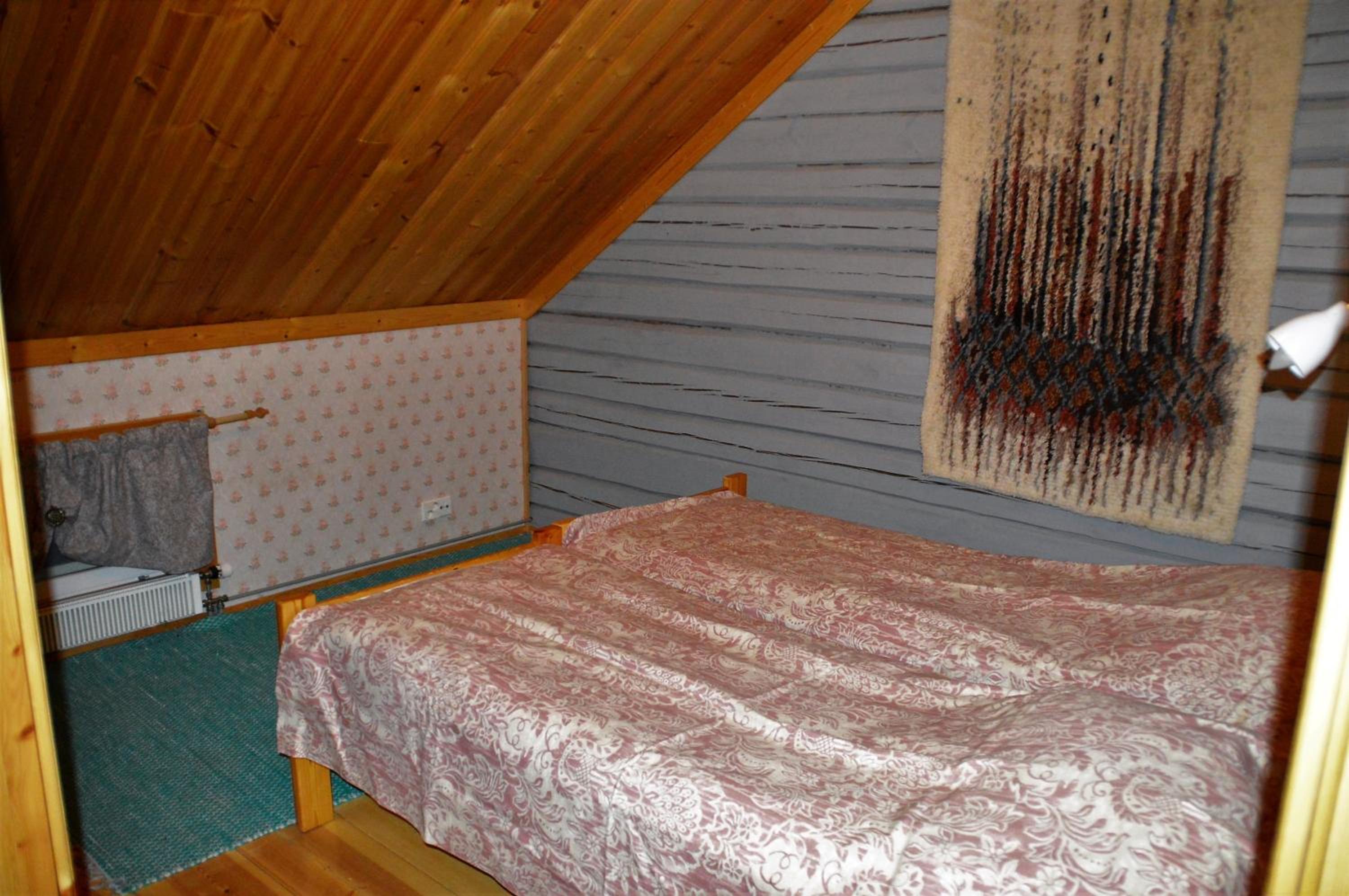 Double Room with Shared Bathroom photo 3