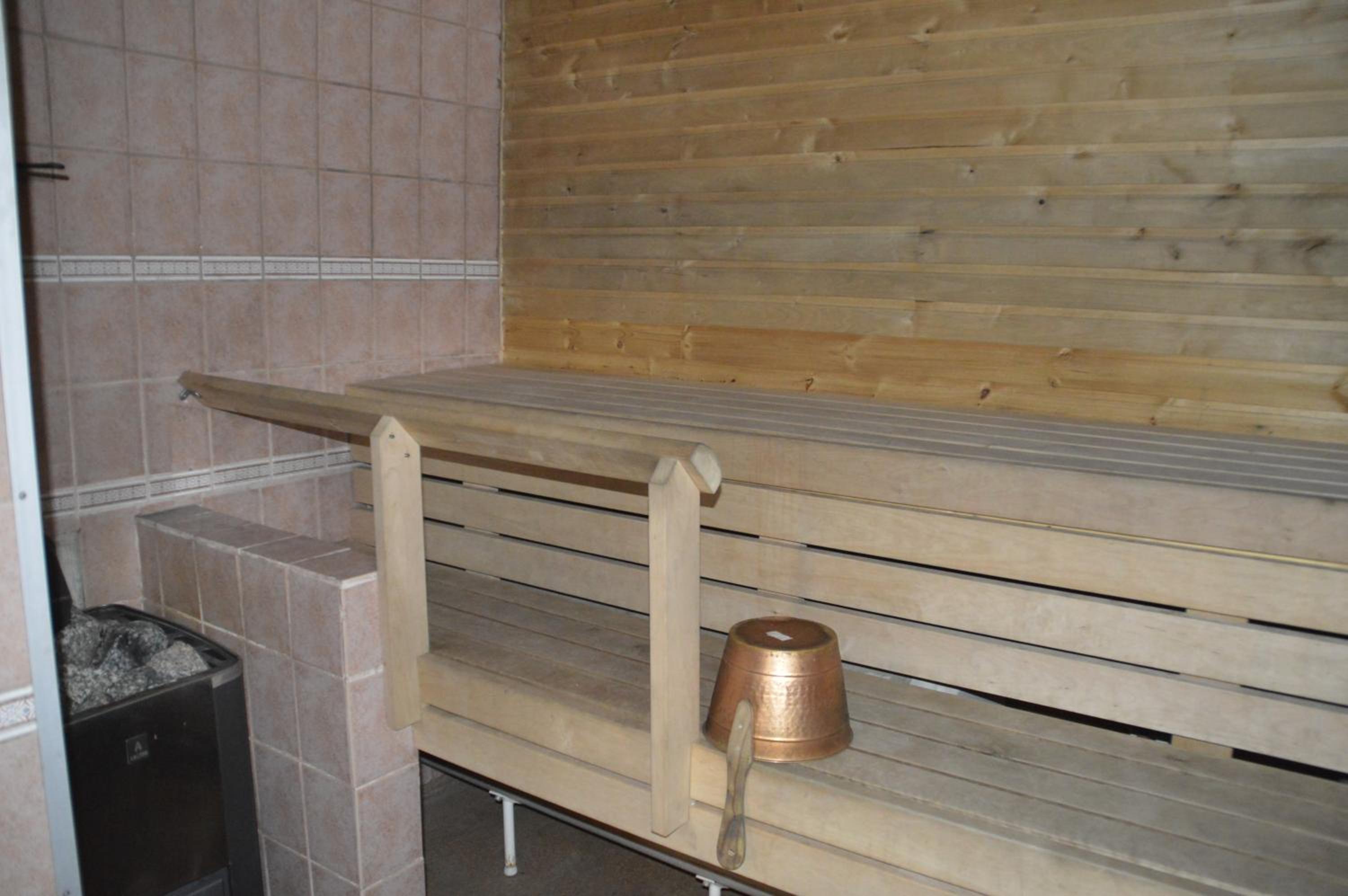 Cottage with Sauna (10 Adults) photo 3