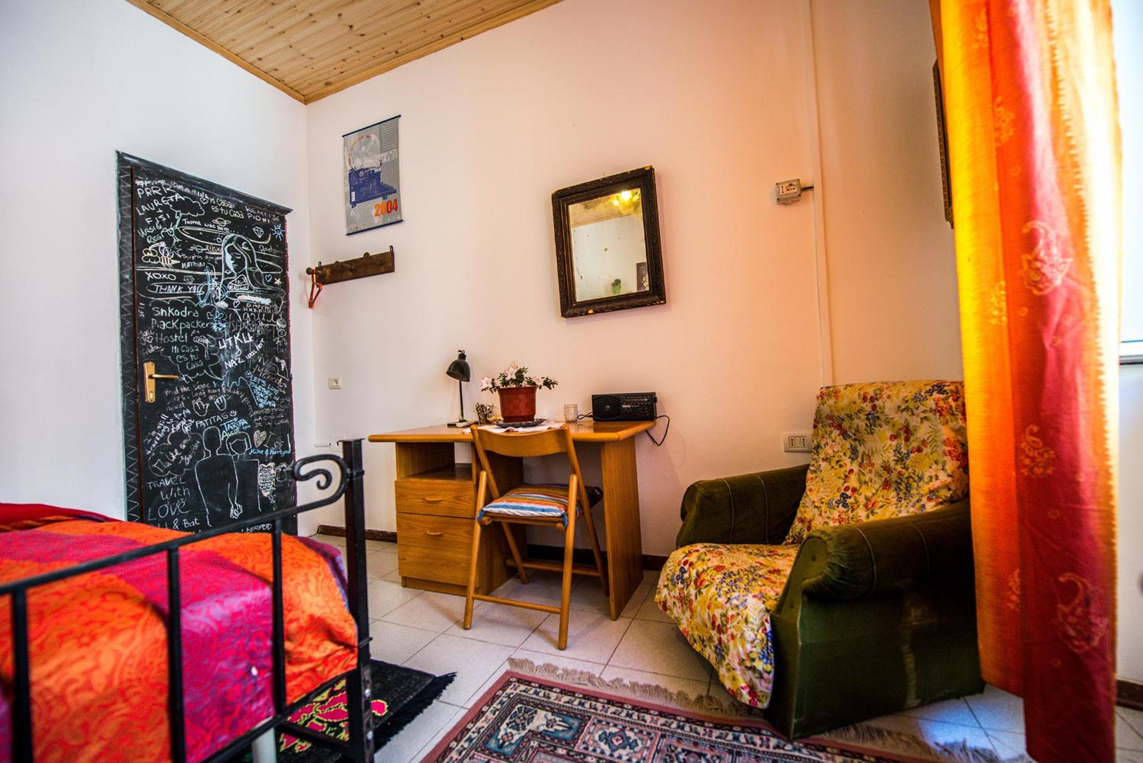 Comfort Double Room with shared bathroom photo 3