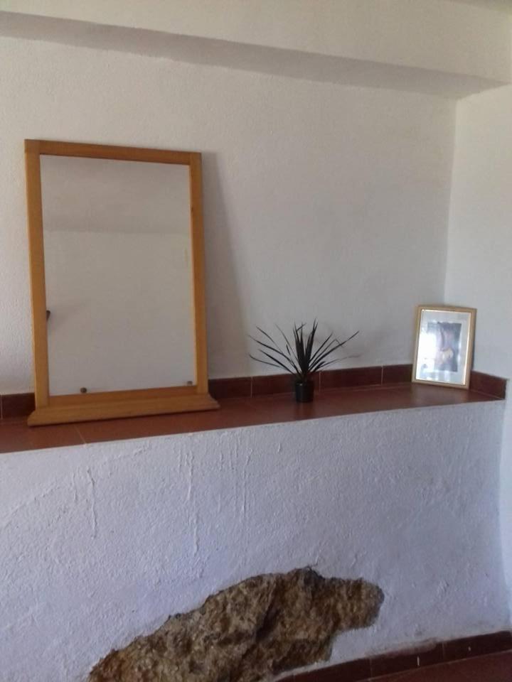 Quadruple Room with Bathroom - Photo 6