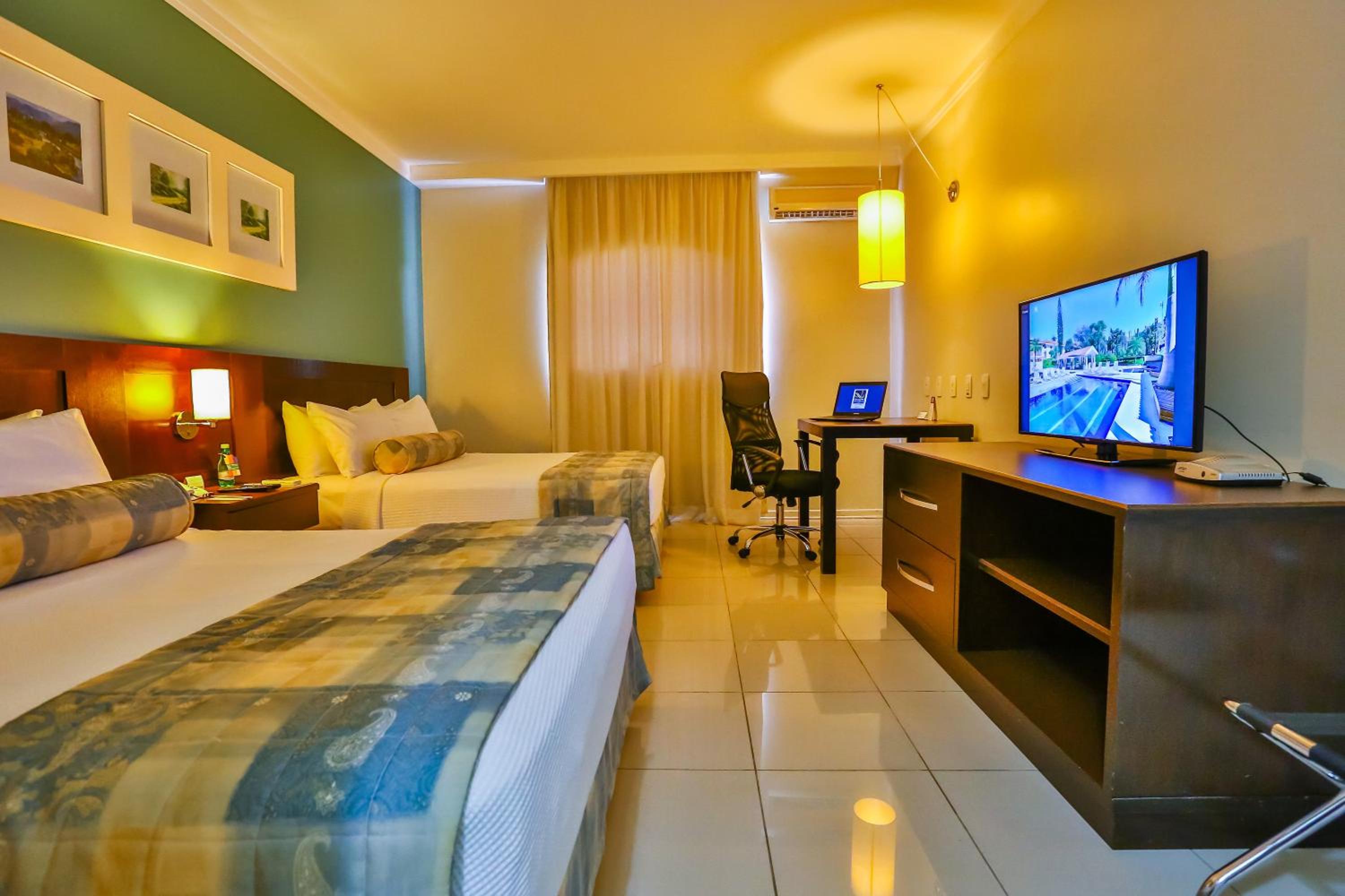 Deluxe Twin Room - Photo 1