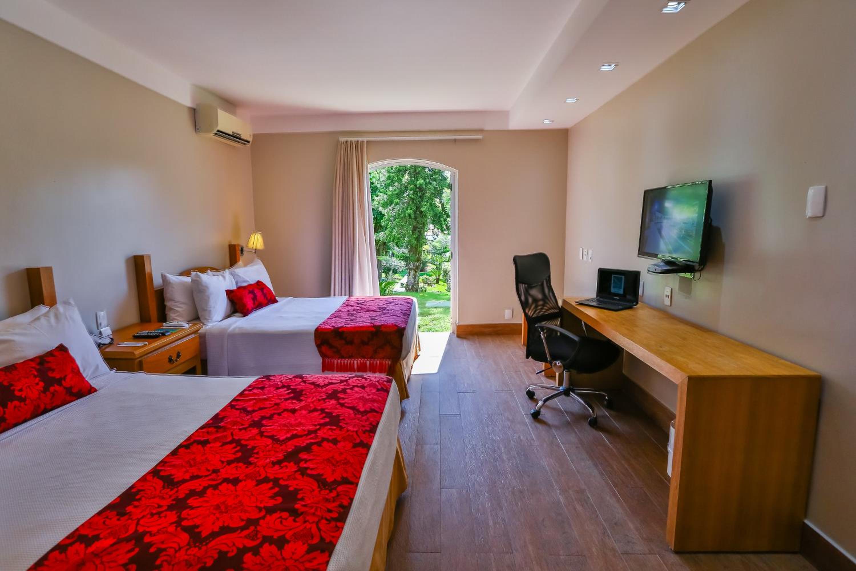 Superior Twin Room - Photo 6
