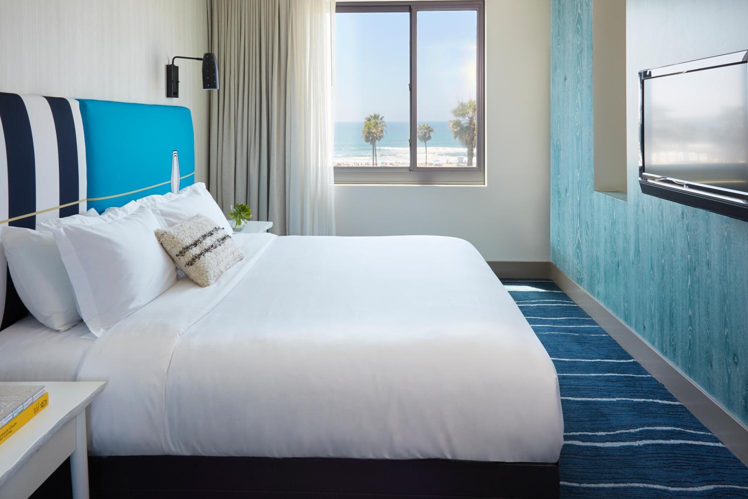 Studio King Suite - Oceanfront - Photo 5