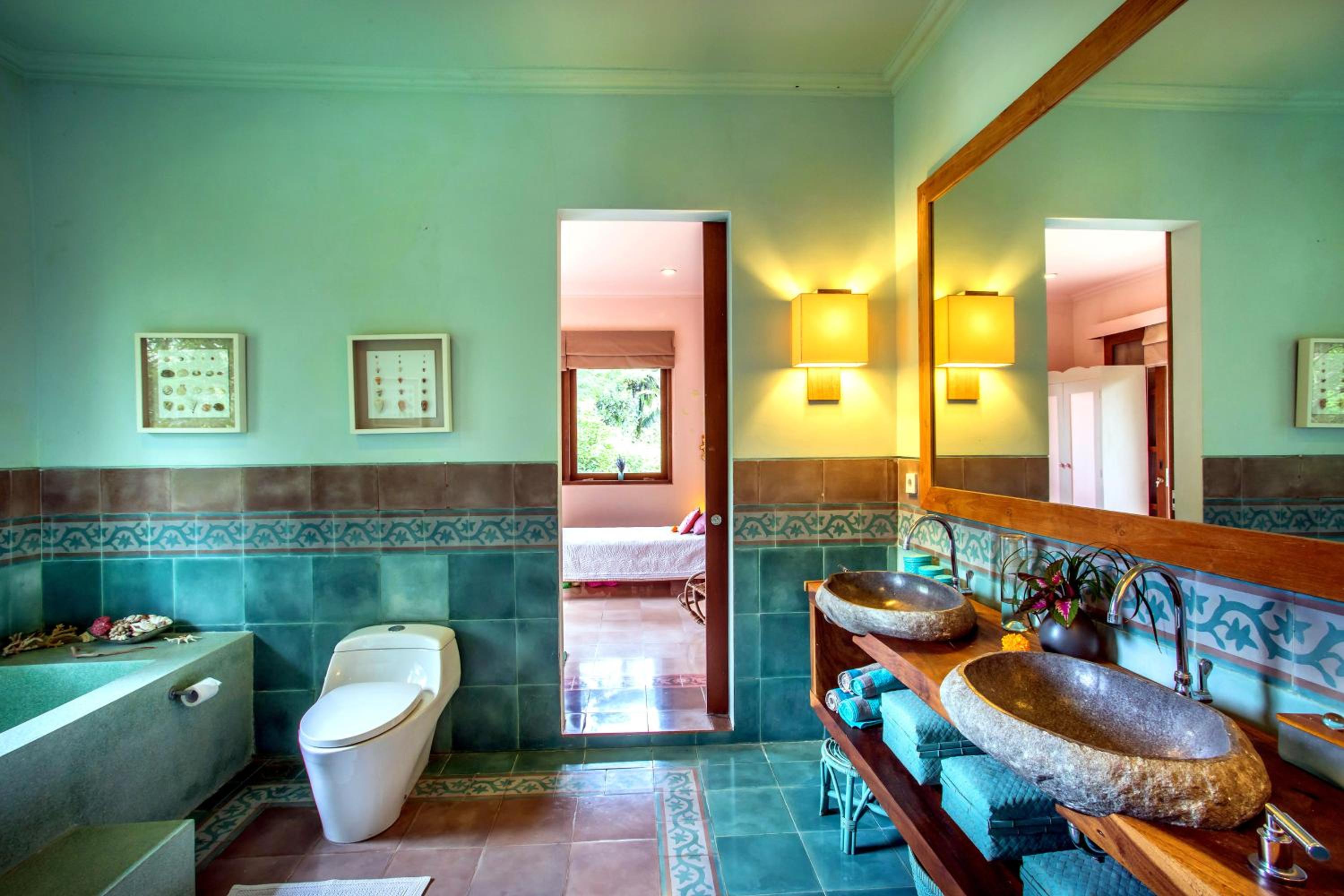 Three-Bedroom Villa - Photo 10
