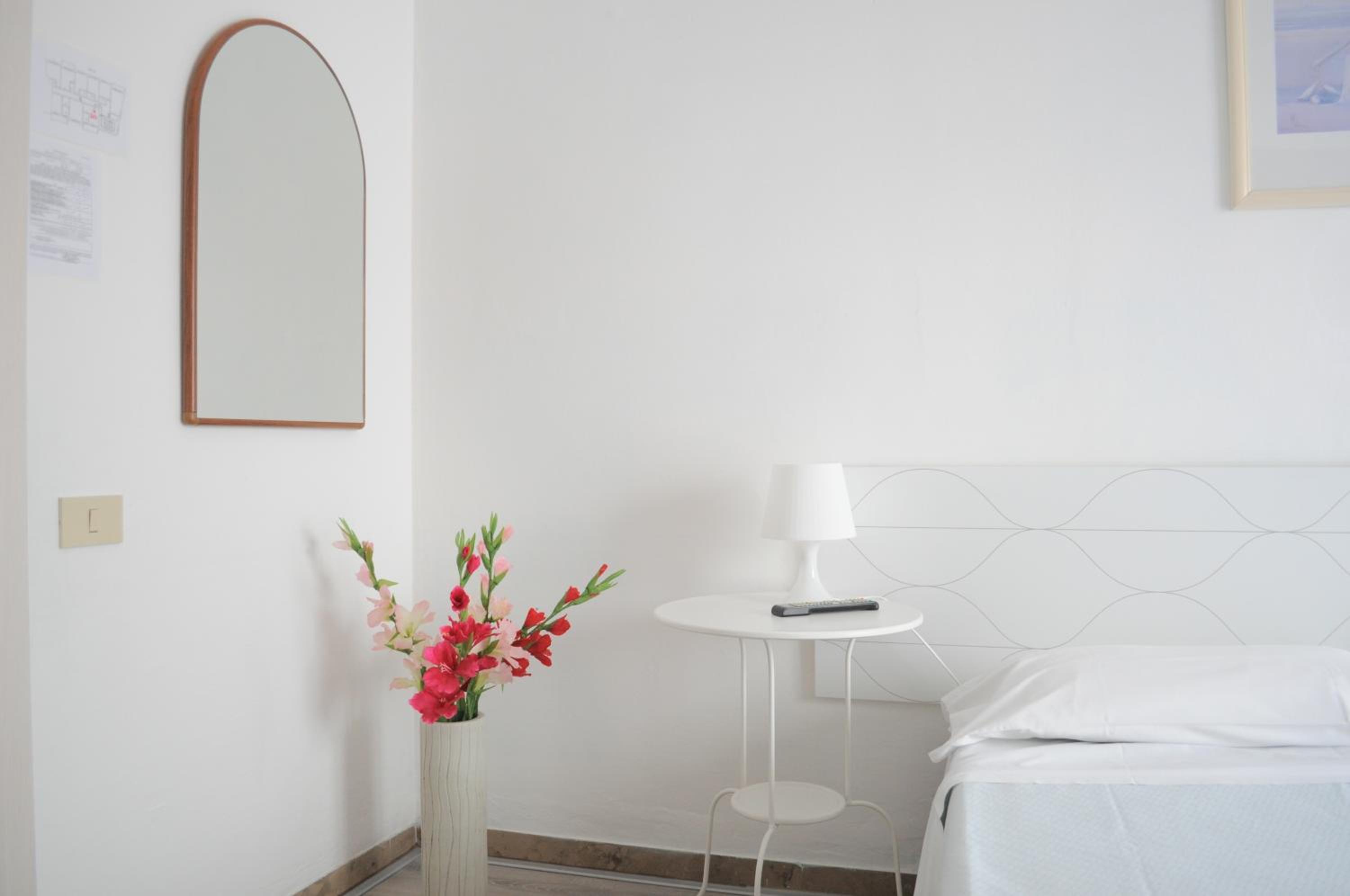 Triple Room - Photo 1
