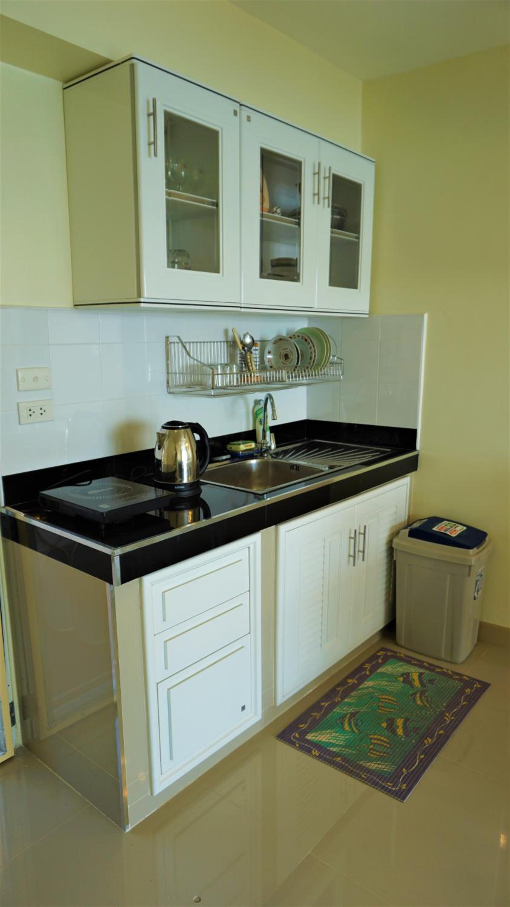 One-Bedroom Apartment - Photo 33