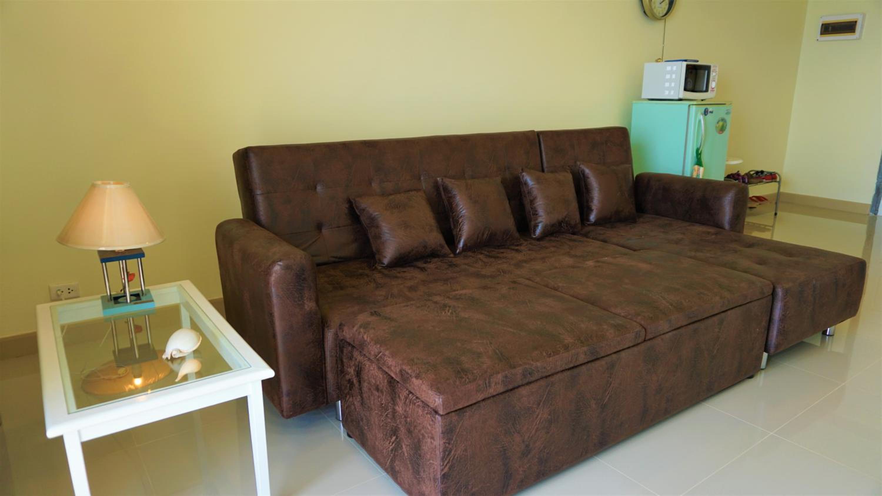 One-Bedroom Apartment - Photo 29