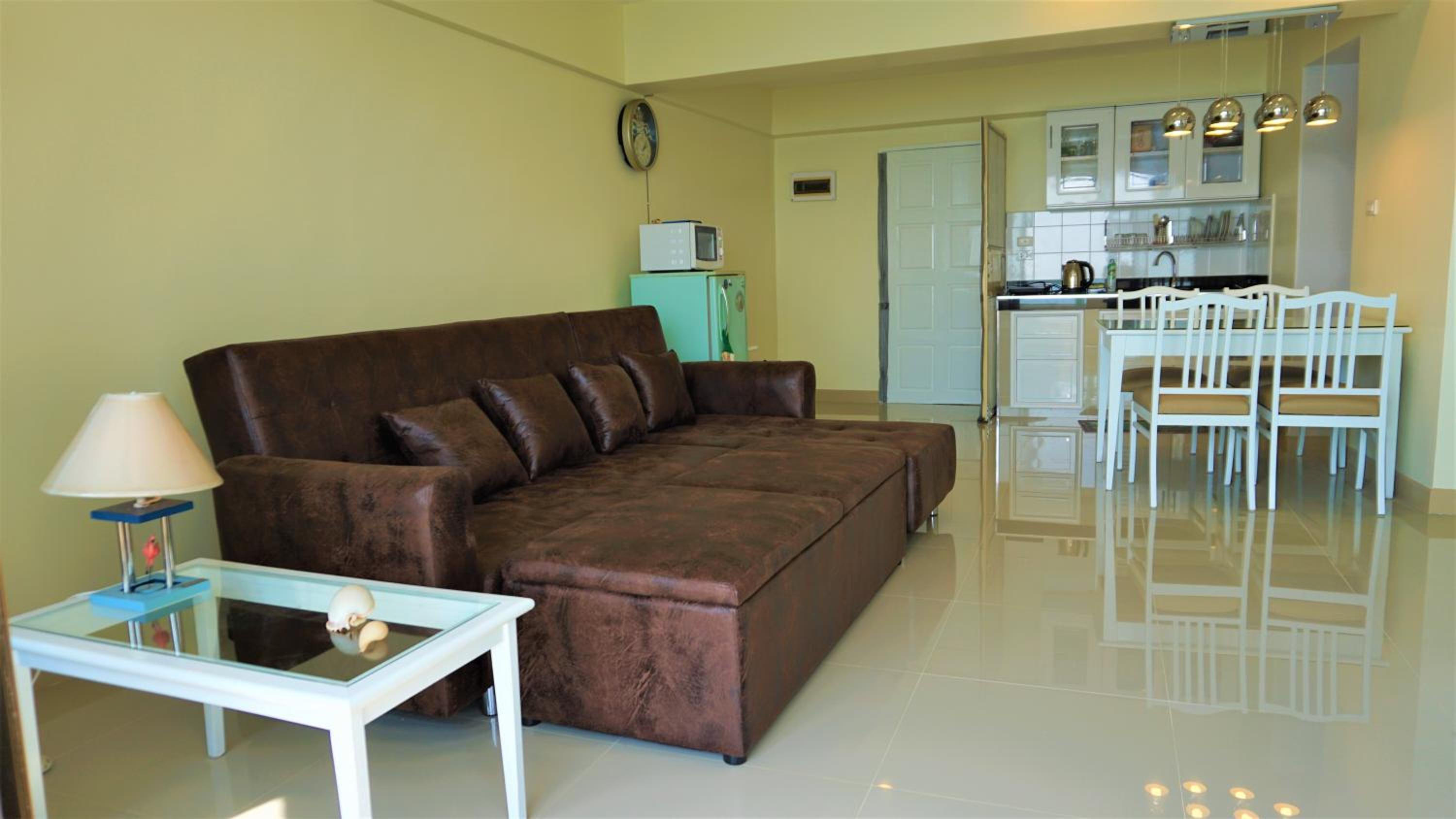 One-Bedroom Apartment - Photo 41