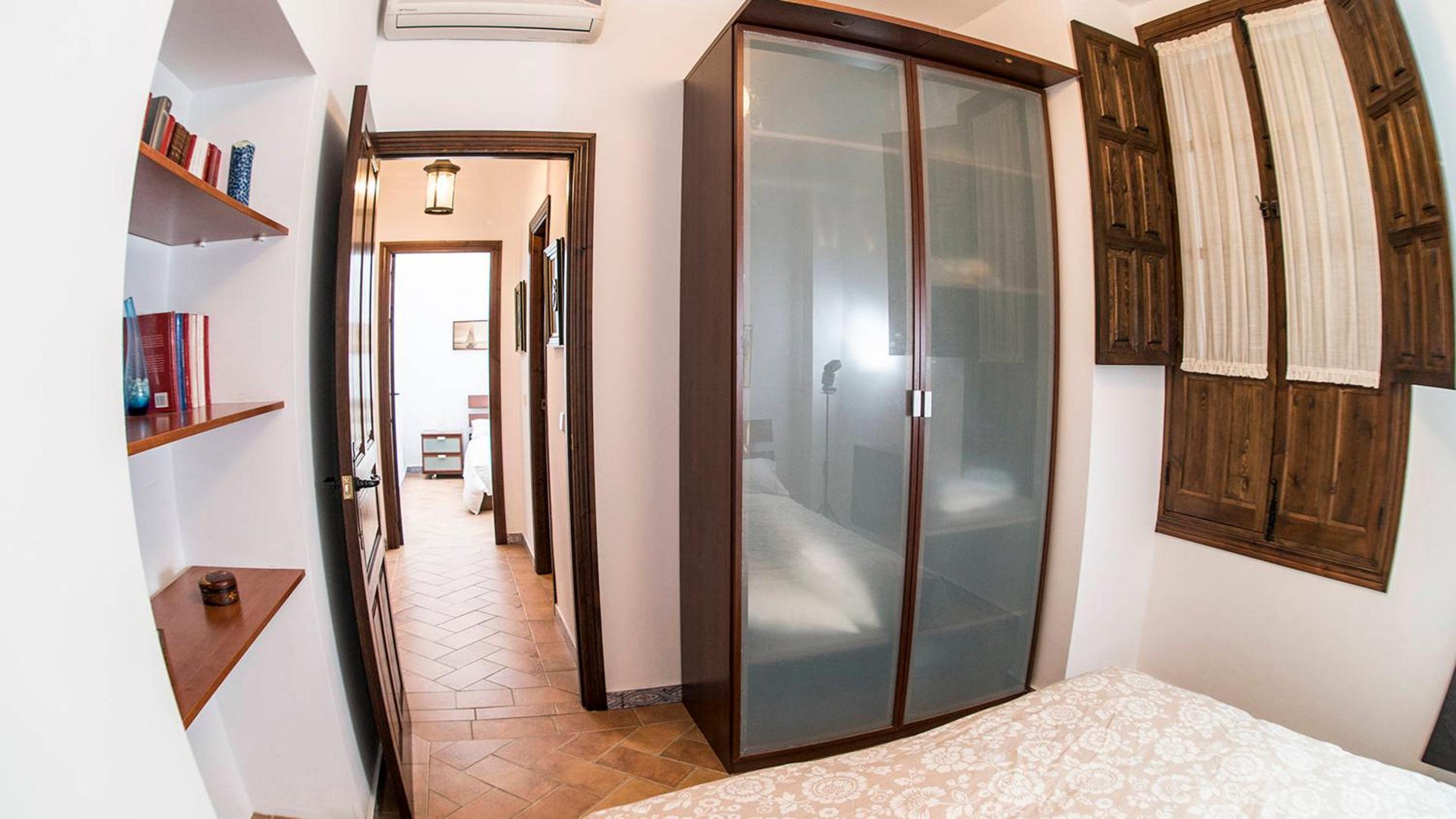 Three-Bedroom Townhouse - Photo 24