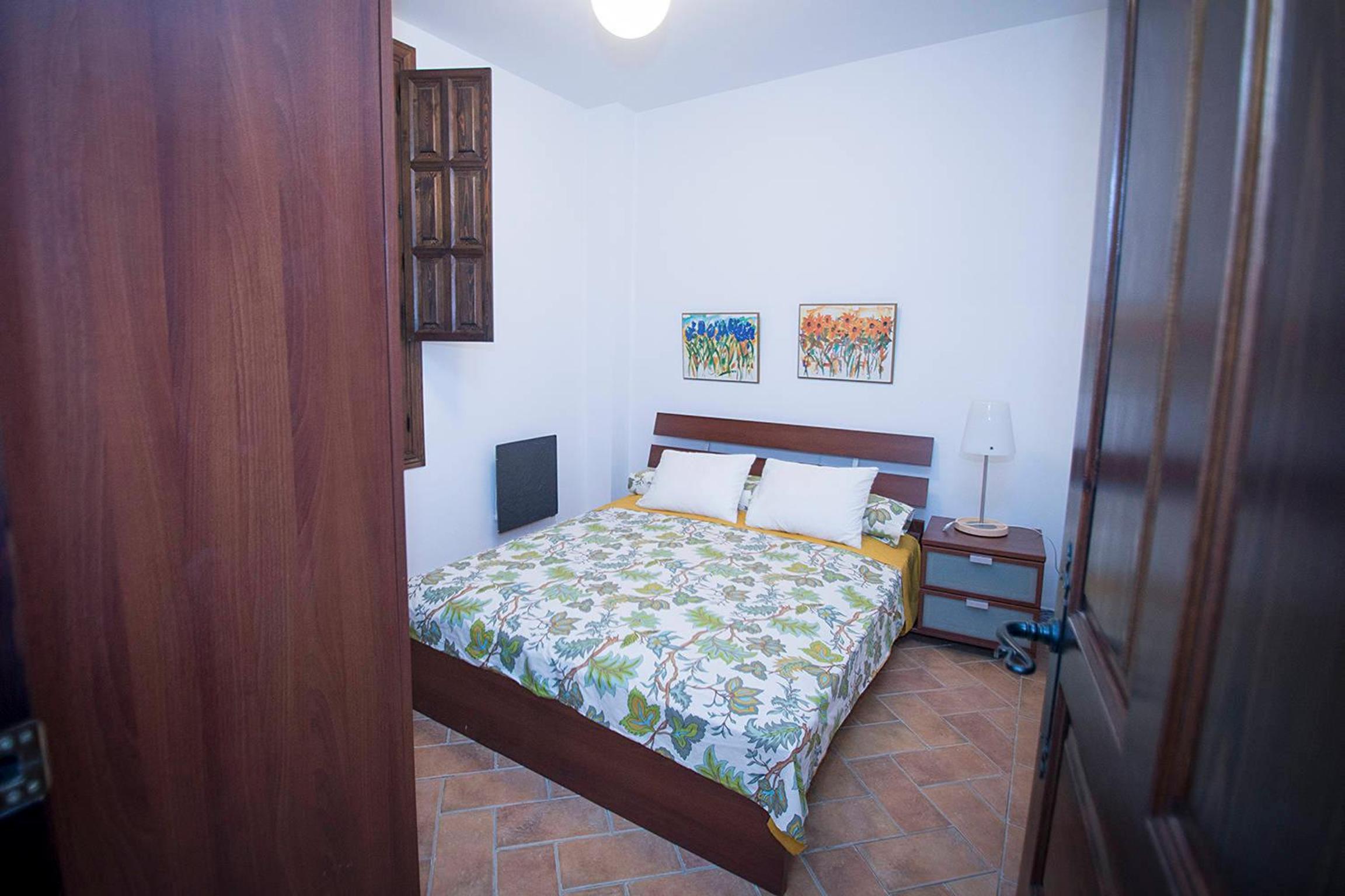 Three-Bedroom Townhouse - Photo 22