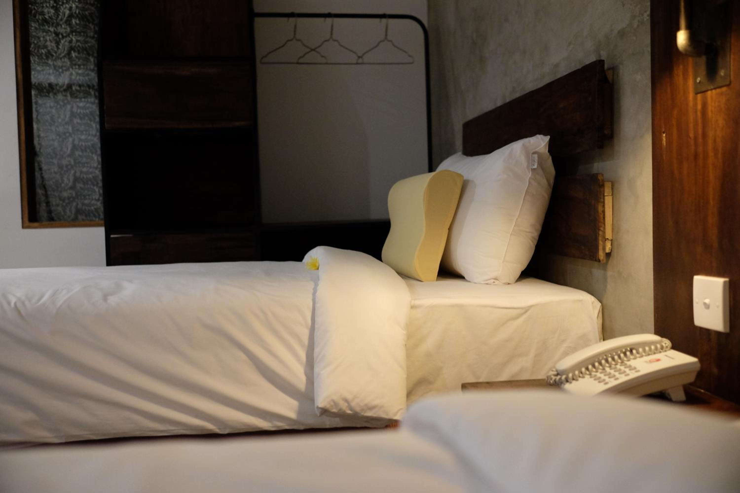 Deluxe Twin Room - Photo 2