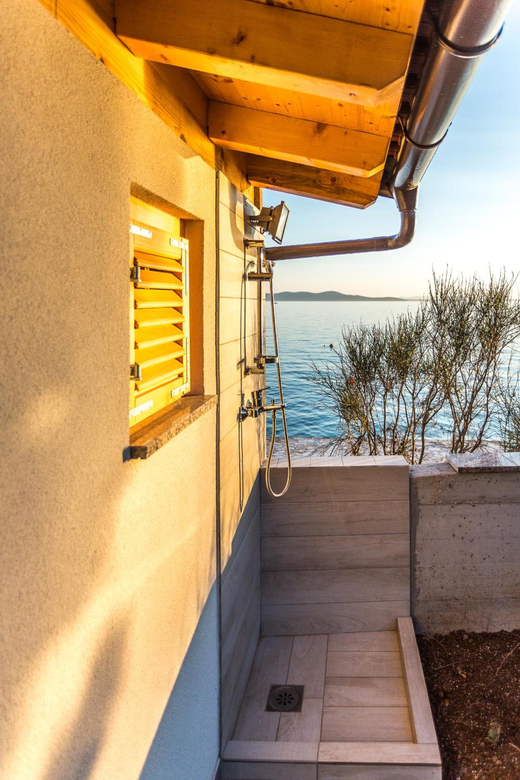Two-Bedroom Apartment with Sea View photo 2