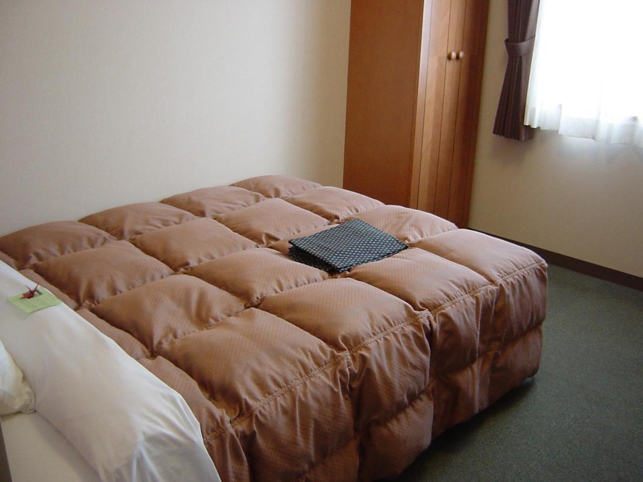 Double Room with Small Double Bed - Smoking - Photo 1