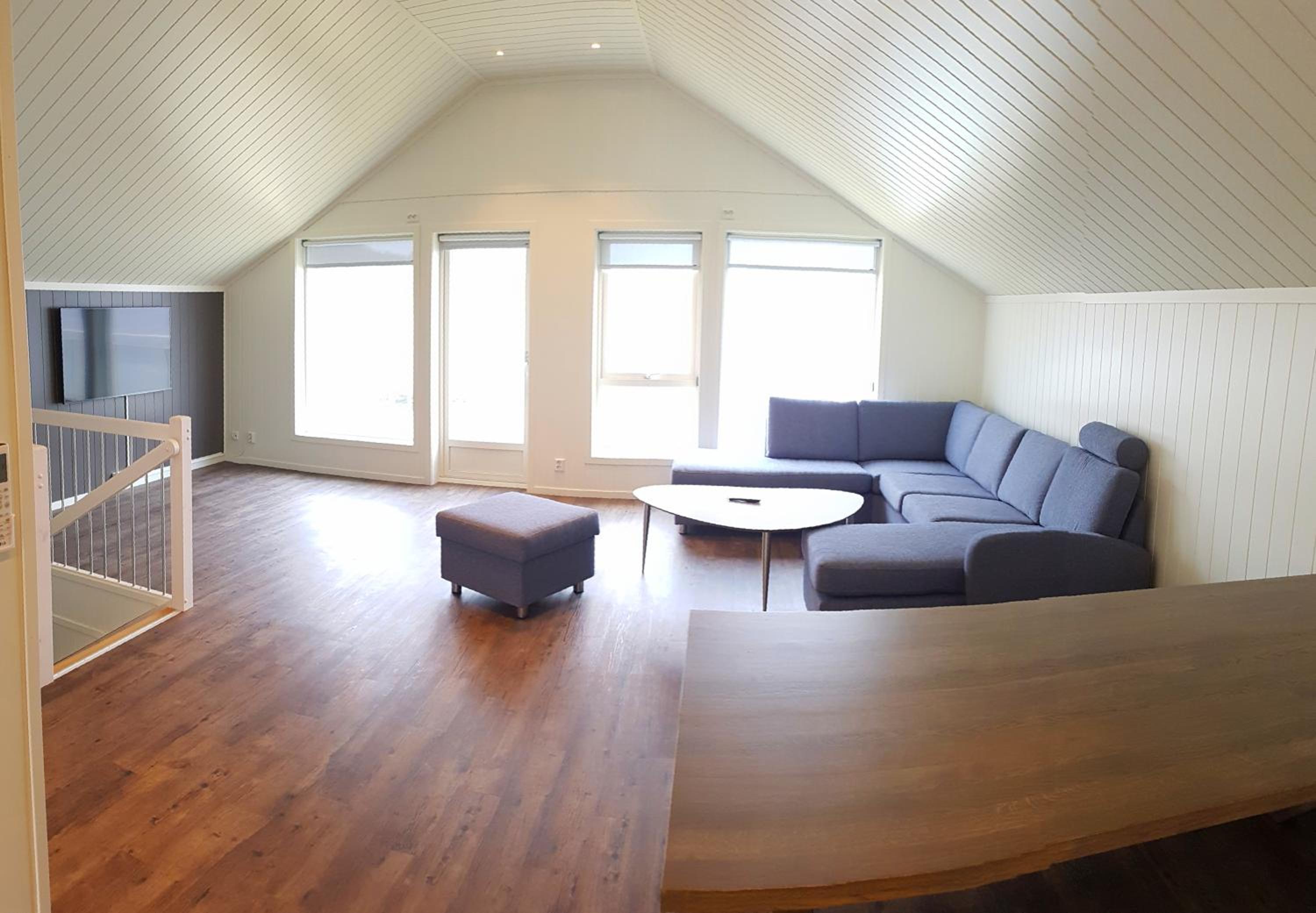 Four-Bedroom Apartment - Split Level - Photo 5