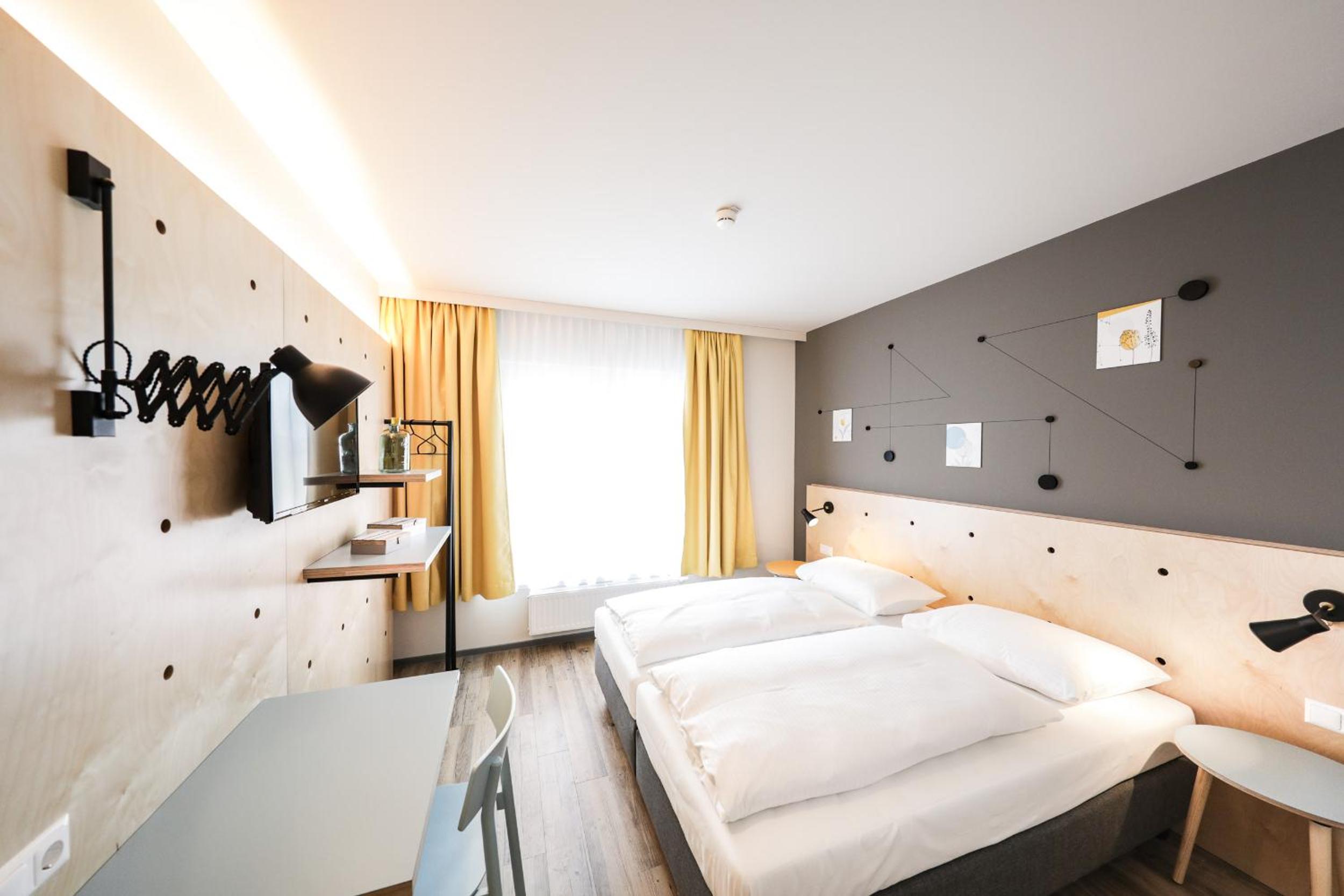 Double or Twin Room - Photo 1